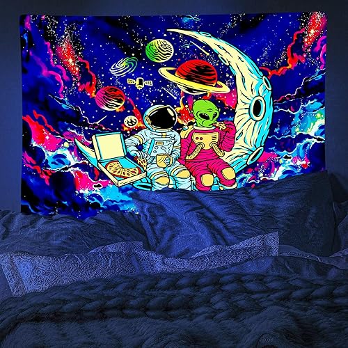 Miniatura 3 de Psyhilar Blacklight - Divertidos pósteres de astronauta espacial de extraterrestres para adultos nubes trippy y luna planeta luz negra estrellas de