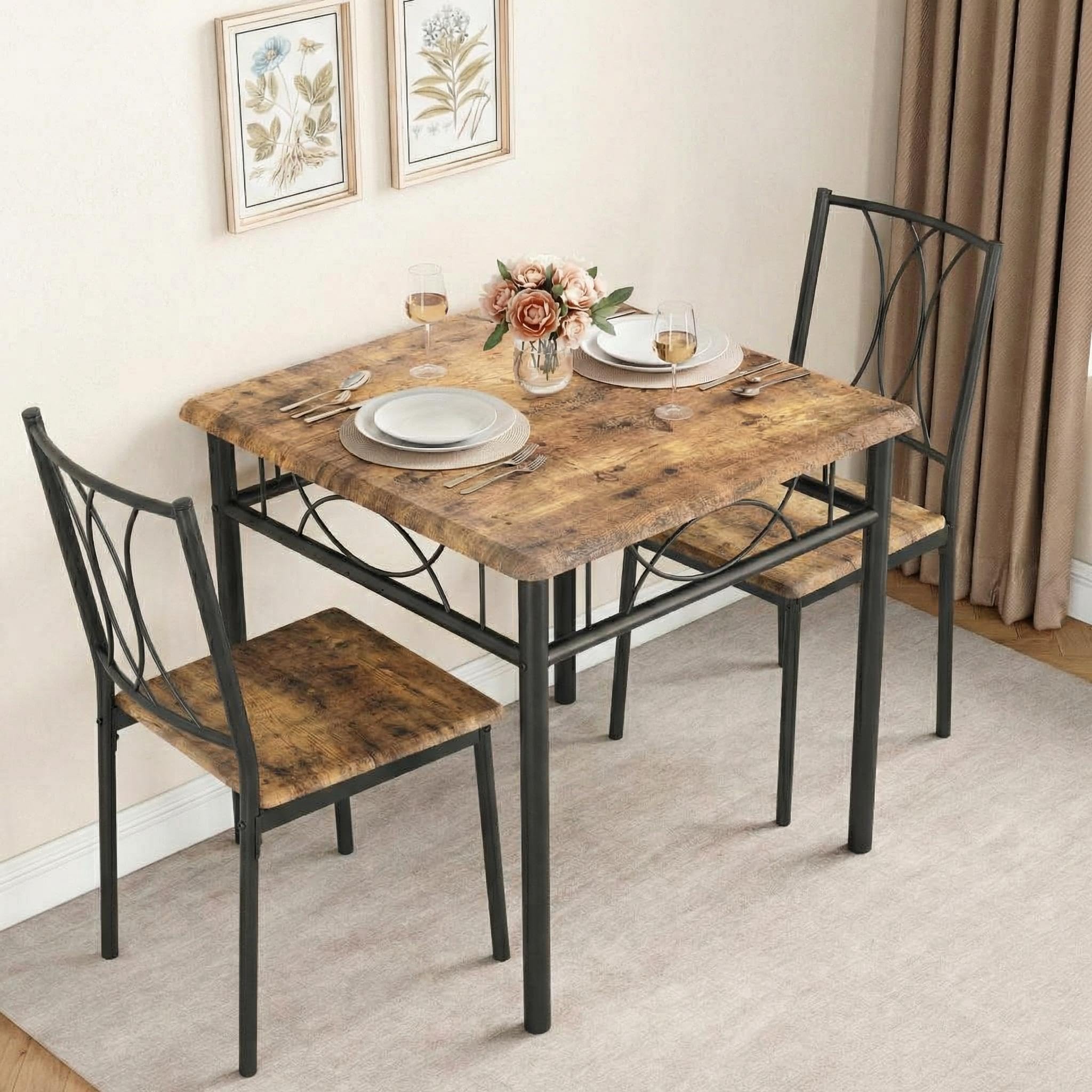 Mesa de cocina compacta y 2 sillas para el rincón de desayuno ideal en apartamentos urbanos