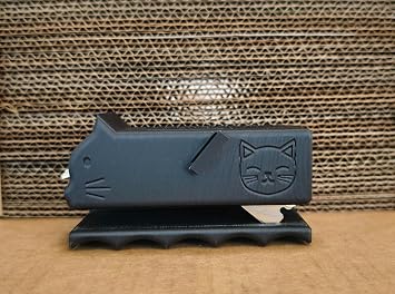 MunnyGrubbers - Pawiz - Cardboard Cutter for Cat Scratchers - Handheld Cardboard Cutter Tool - DIY Cat Scratchers Cardboard Strip Tool - Cardboard Cutting Machine - Black