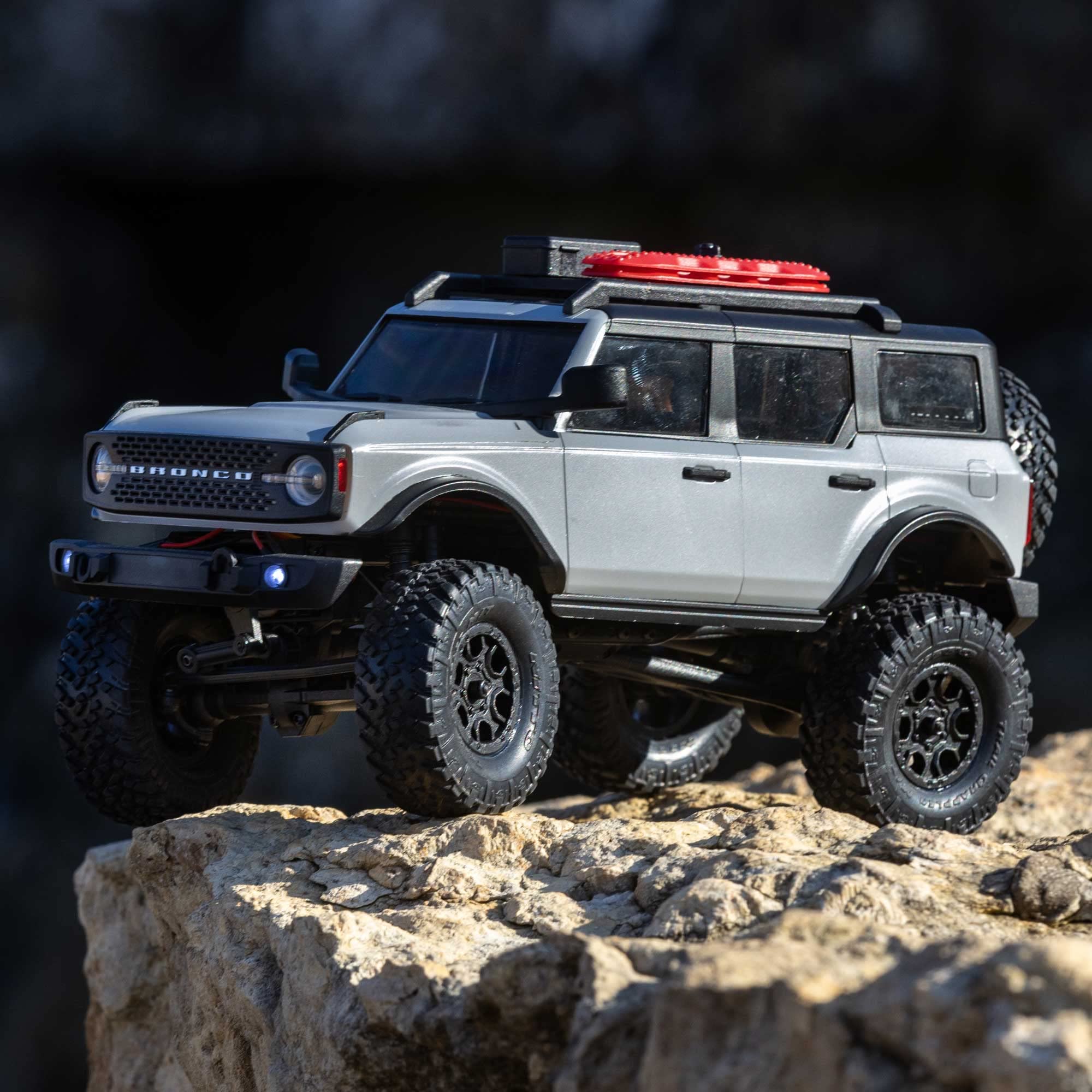 Axial RC Truck 1/24 SCX24 2021 Ford Bronco 4WD Truck Brushed RTR (wszystko wchodzi w zakres dostawy), Grey, AXI00006T2