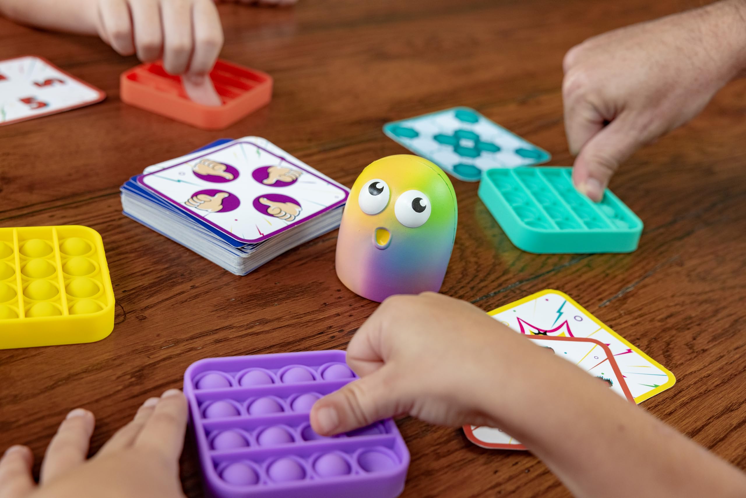 Falomir - Presto GoPop! | Emoción de Velocidad y Reflejos | Juego Interactivo de Mesa | de 2 a 4 Jugadores (6+ Años)