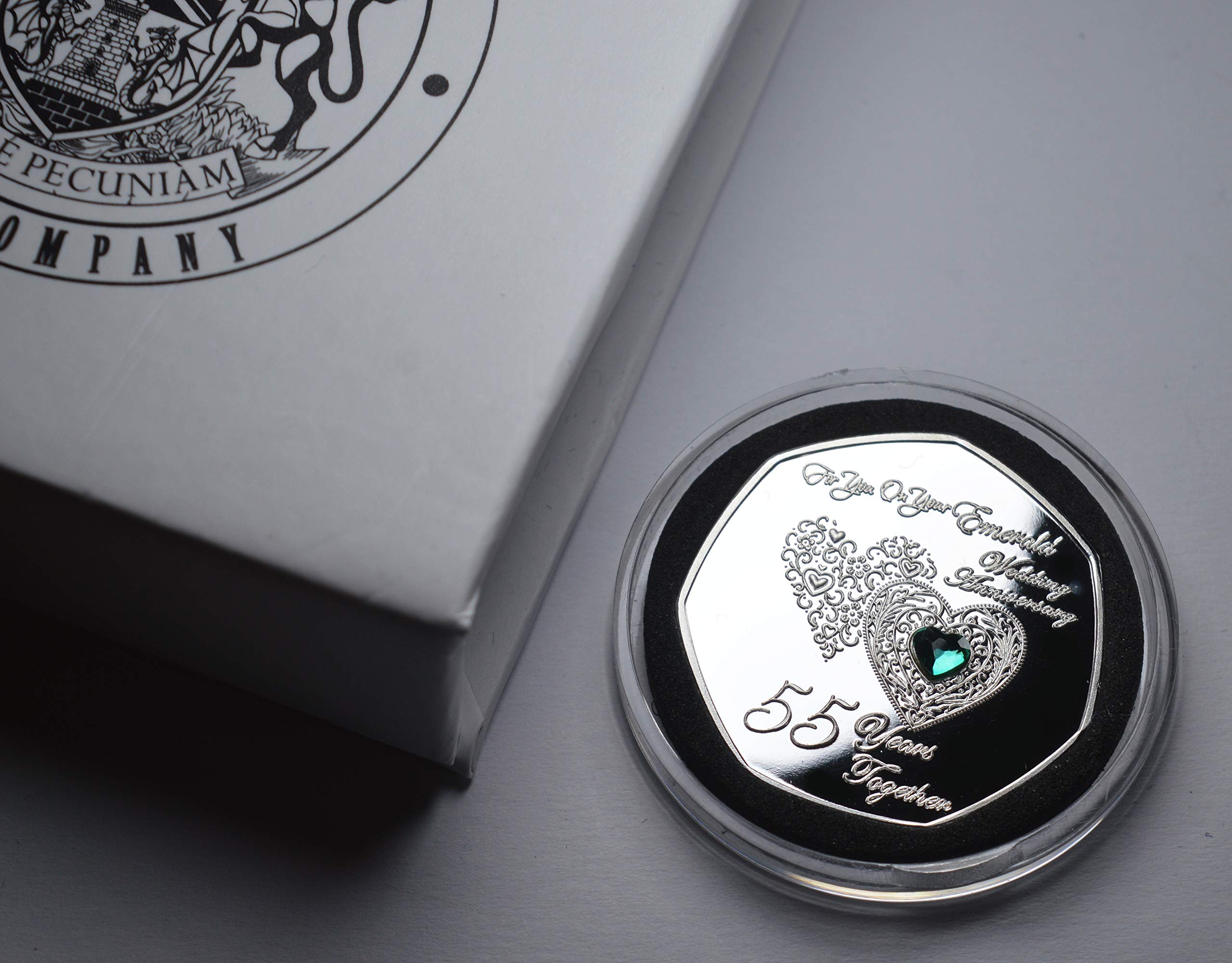 The Commemorative Coin Company 55TH EMERALD WEDDING ANNIVERSARY Silver Commemorative with Diamante Gemstone. Capsule and Gift Box. Gift/Present 55 Years Together