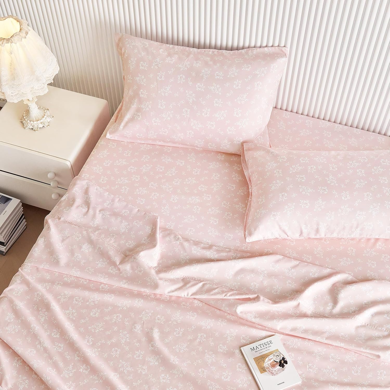 Wake In Cloud - Floral Bed Sheets, 4-Piece Sheet Set, Shabby Chic Flower Rose Pattern Printed Coquette Cottagecore Vintage Aesthetic Bedding, Deep Pocket, Pink White, Queen Size - Image 5