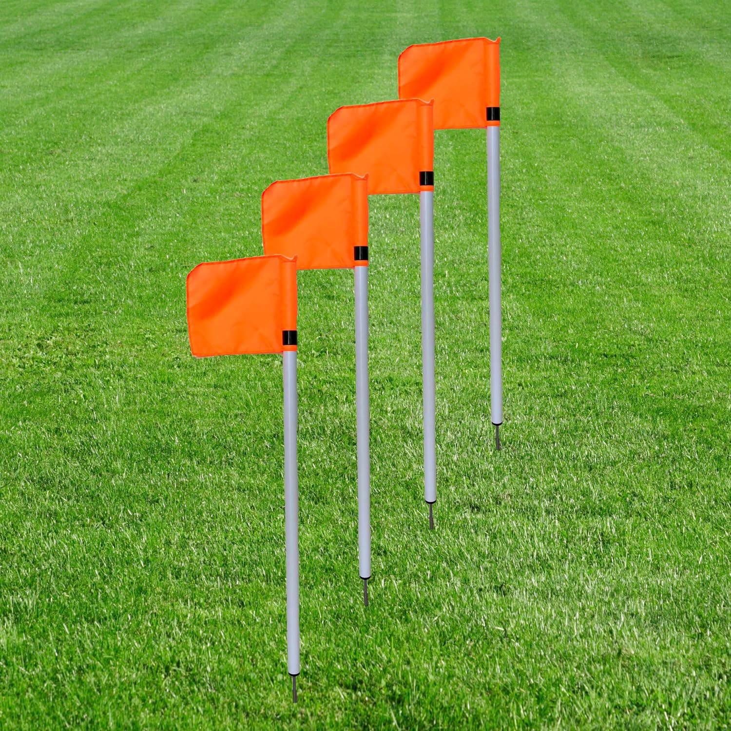 Sport-Thieme Grenzstangen-Set Mini Soccer Place | Mit Stahlspitze für einfaches Einbringen in den Rasen | Praktische Markierhilfe für Sportplätze | Im Set mit Fahnen | 32 mm Durchmesser