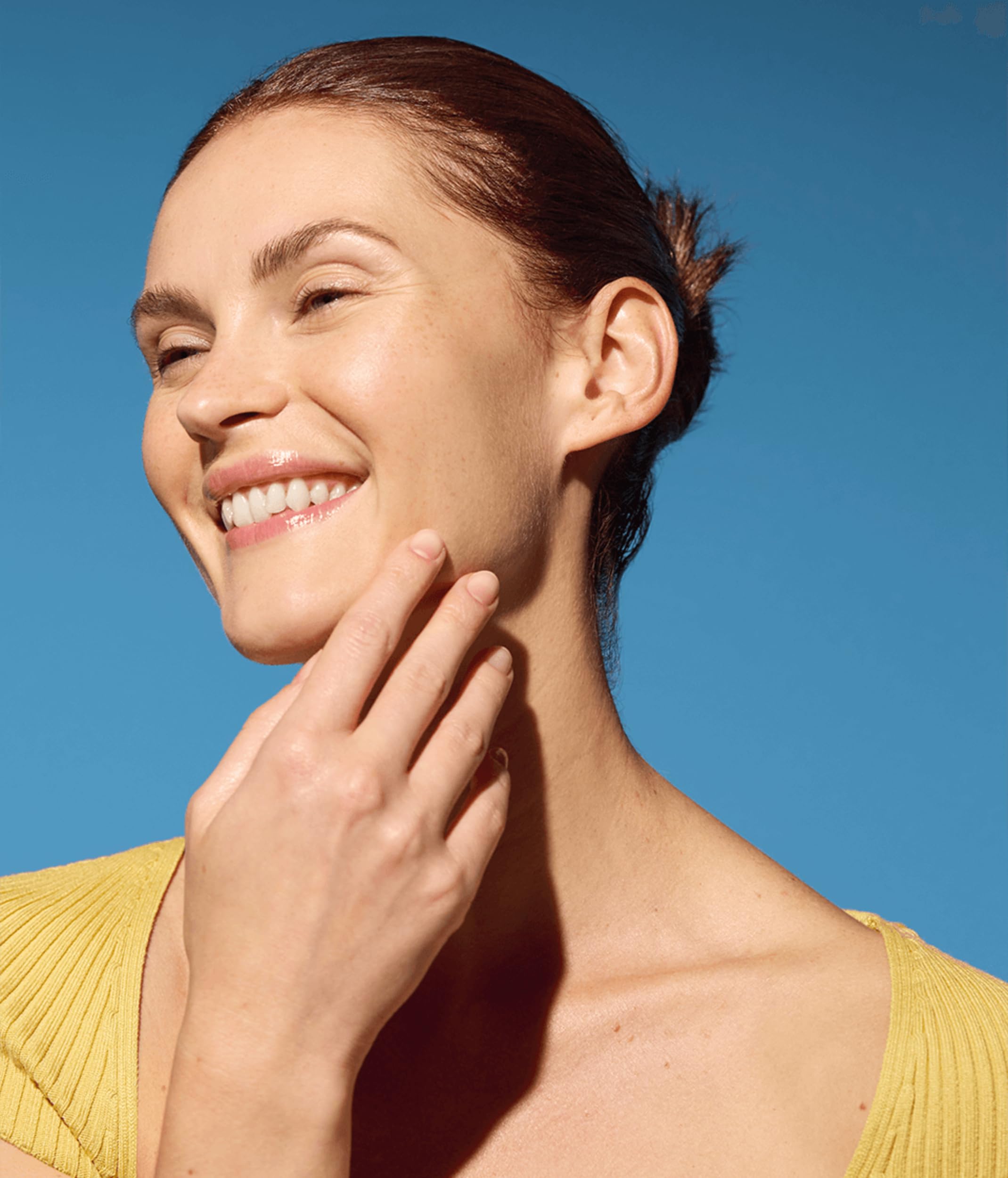 NIVEA Q10 Latte Detergente Rassodante 200 ml, Detergente viso idratante e antirughe, Cleanser struccante con Coenzima Q10 e Creatina, Rimuove mascara waterproof, Skincare per tutti i tipi di pelle
