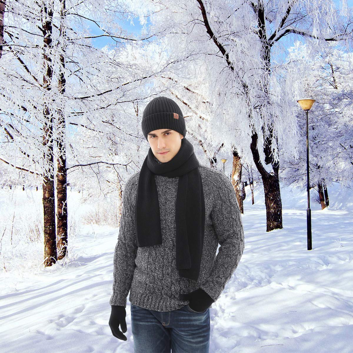 Set di 3 cappelli invernali a maglia, sciarpa e guanti