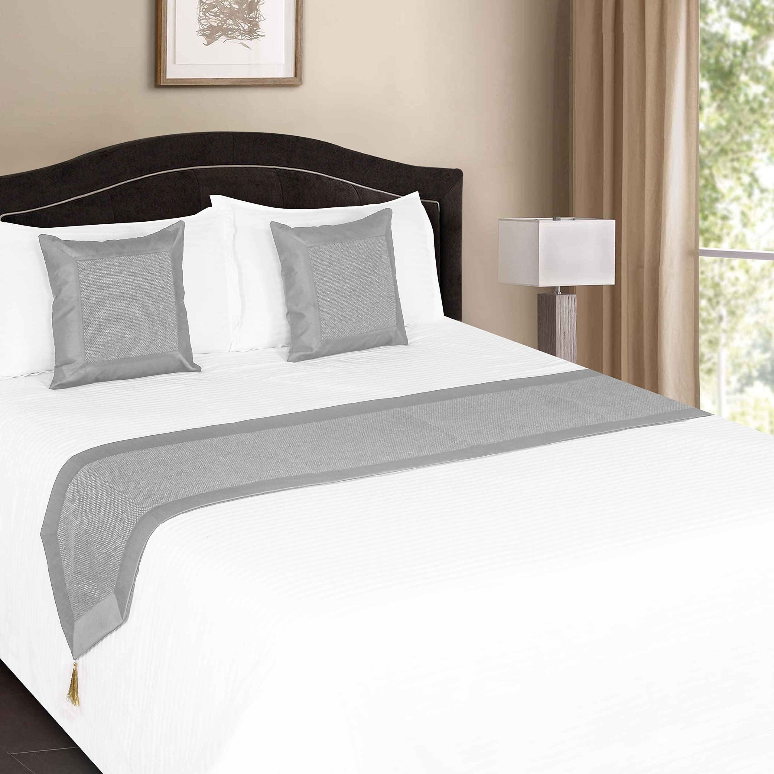 AKB EXPORTS Jute Pattern Polyester Bed Runners - High Density Heavy Fabric - Bed Decoration for Home, Hotel, Resorts(Color : Silver, Size : 17X90&16x16 inch)