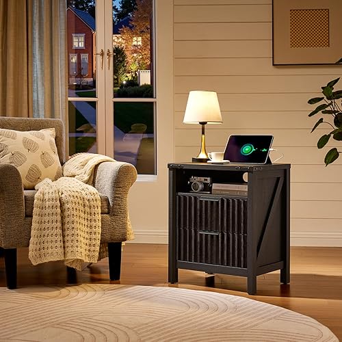 Miniatura 8 de Mesita de noche acanalada con estación de carga, mesa auxiliar de granja de 20 pulgadas, mesita de noche moderna, elegante mesita de noche de madera