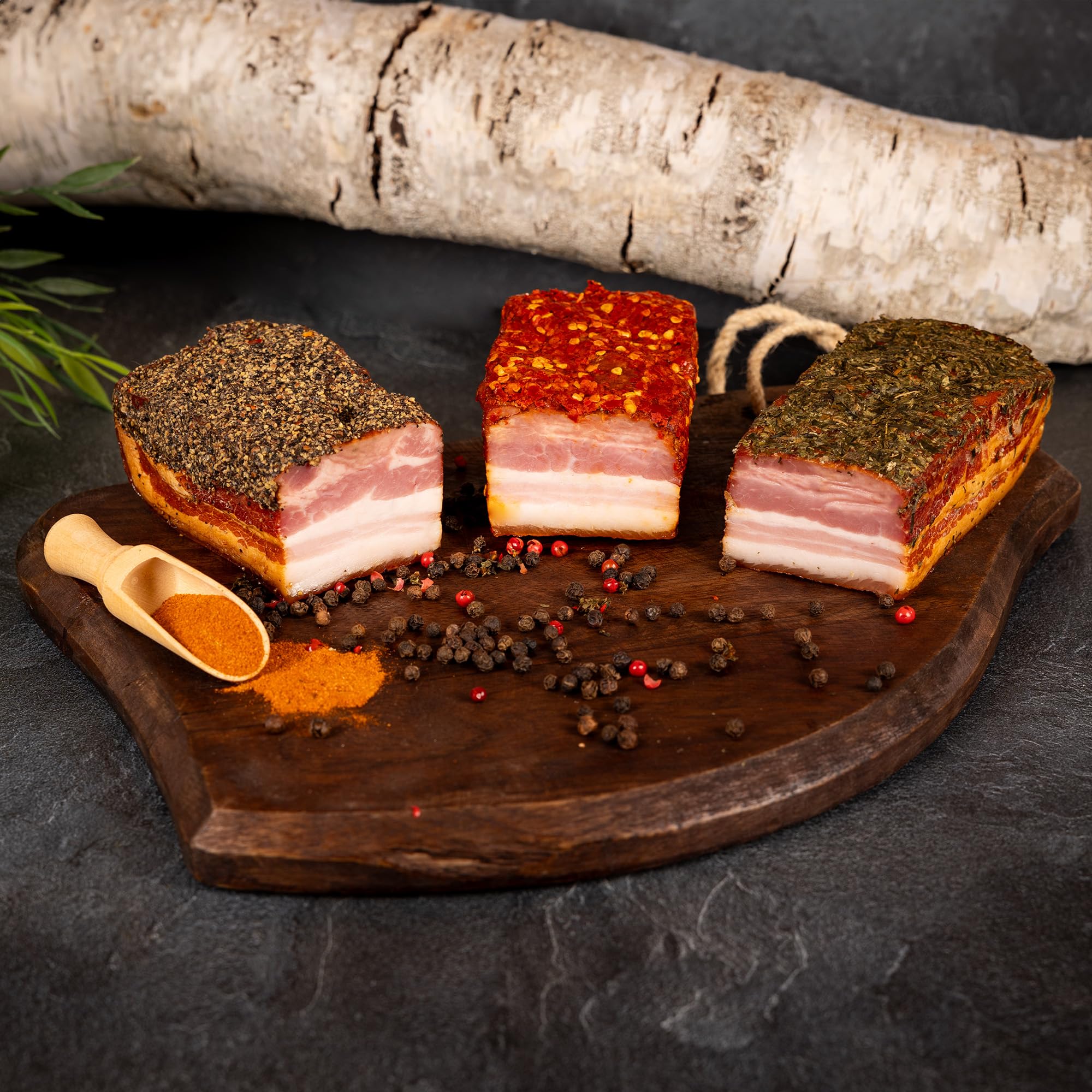 WURSTBARON® Speckpaket mit Chili, Kräutern und Pfeffer, Original Österreichischer Speck, Aromatisch gewürzt, 750g