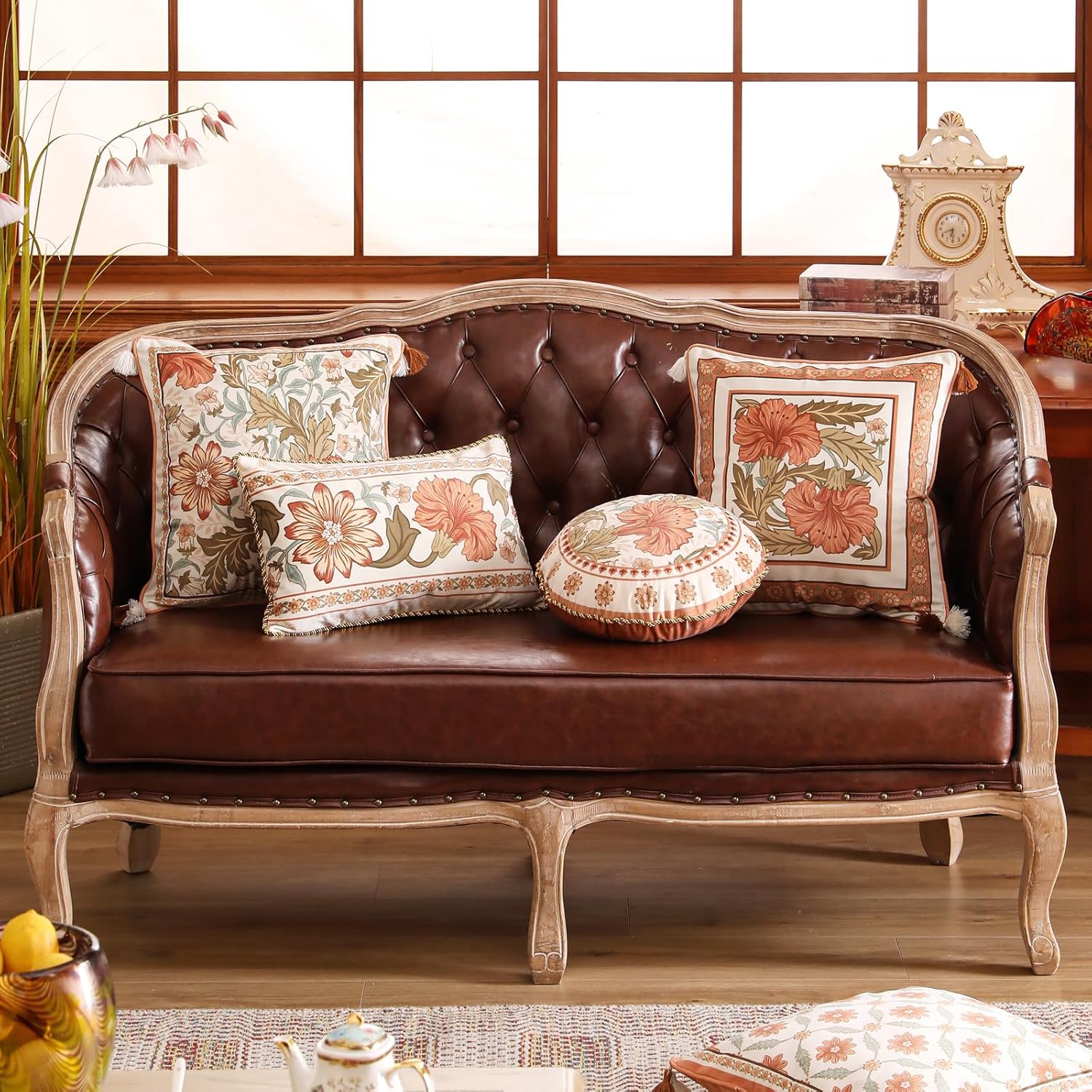 bilin gaier Throw Pillow Covers Pack of 2,Orange Floral Farmhouse with Wild Flowers Pattern Cozy Velvet Pillowcases,Decoration Round Pillows Cushion Covers for Couch Sofa Bed Car Chair,Diameter 16"