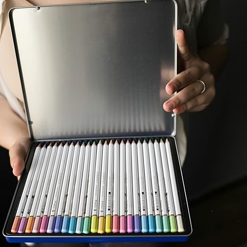 Miniatura 8 de Lápices de colores pastel Marco Chroma Manga Juego de 24 unidades en caja de metal; dureza 2B, suministros de dibujo profesional para niños,