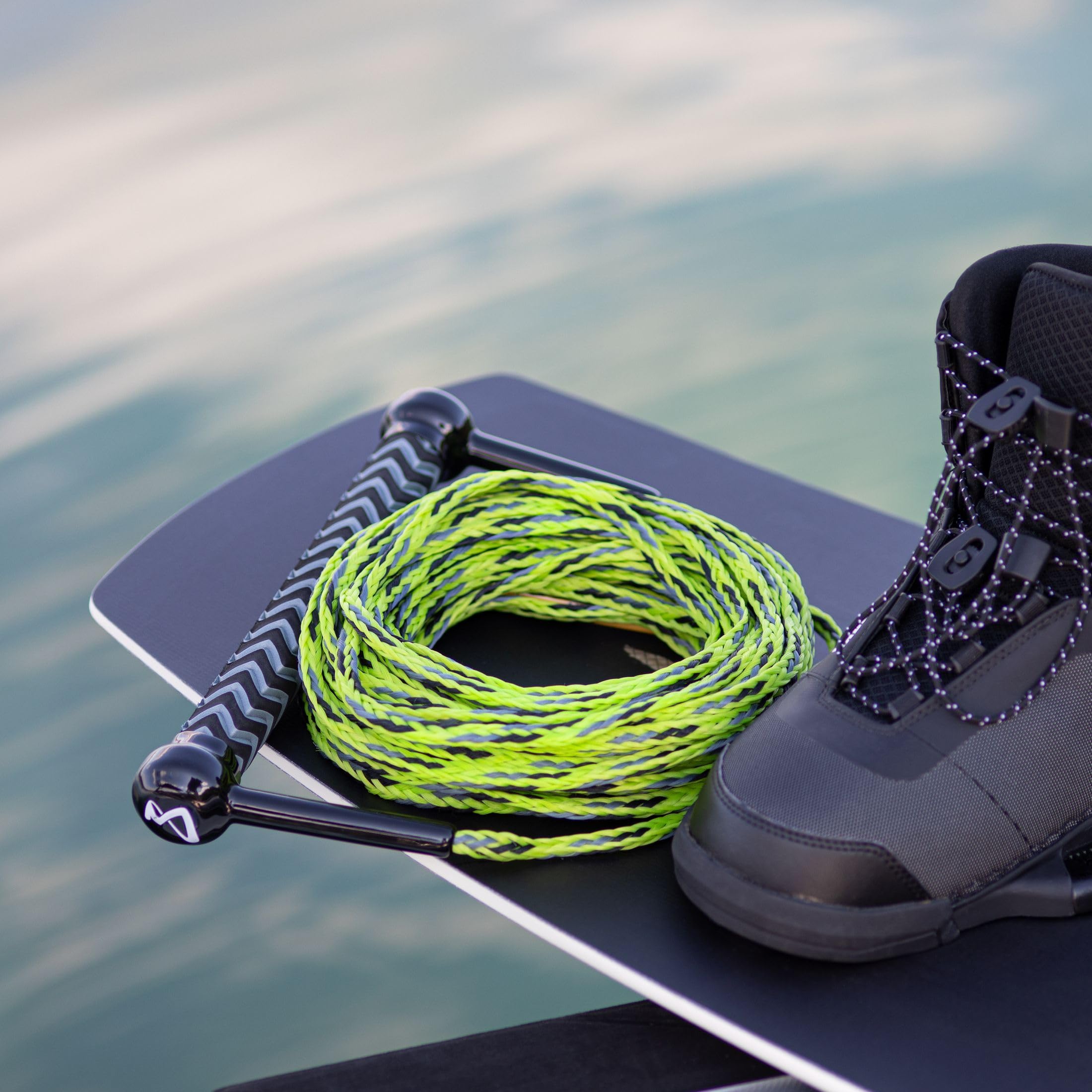 MESLE Combo Corda per Wakeboard e Sci Nautico, Impugnatura Morbida in Eva, Galleggiante, Lunghezza della Corda con Manubrio 18,3 m, incl. Rope Keeper