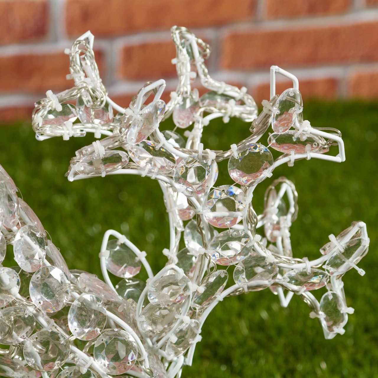 Renna con Cristalli Che bruca l'erba, h. 50 cm, 200 LED Bianco Freddo, soggetti Luminosi, Figure di Natale 3D, Decorazioni Natalizie
