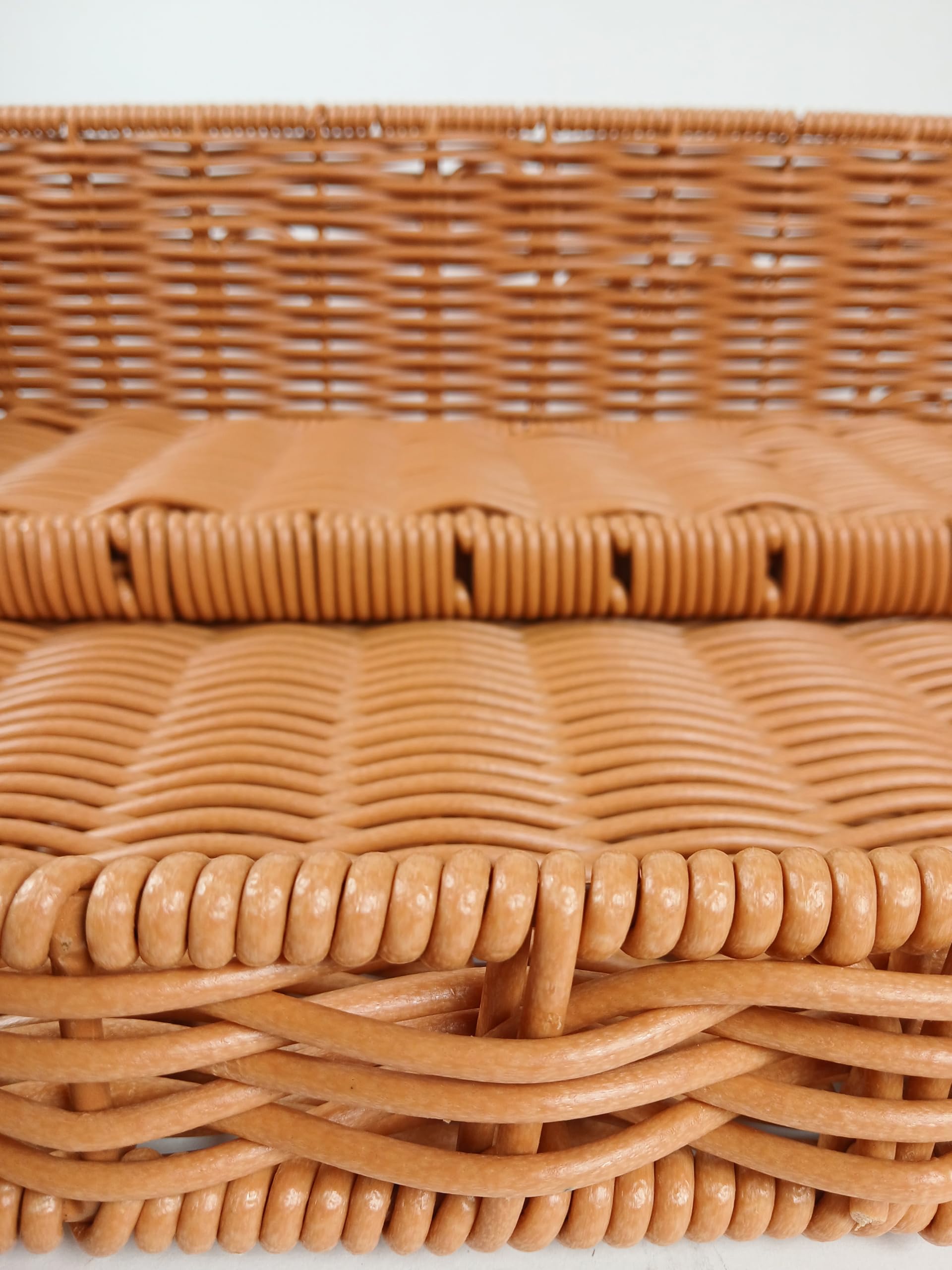Kobolo Auslagekorb 61x40x17 cm braun, lebensmittelechter Polyrattan Präsentationskorb, robuster Regalkorb für Brot, Obst & Gebäck, Buffetkorb & Verkaufskorb für Bäckerei, Buffet & Supermarkt