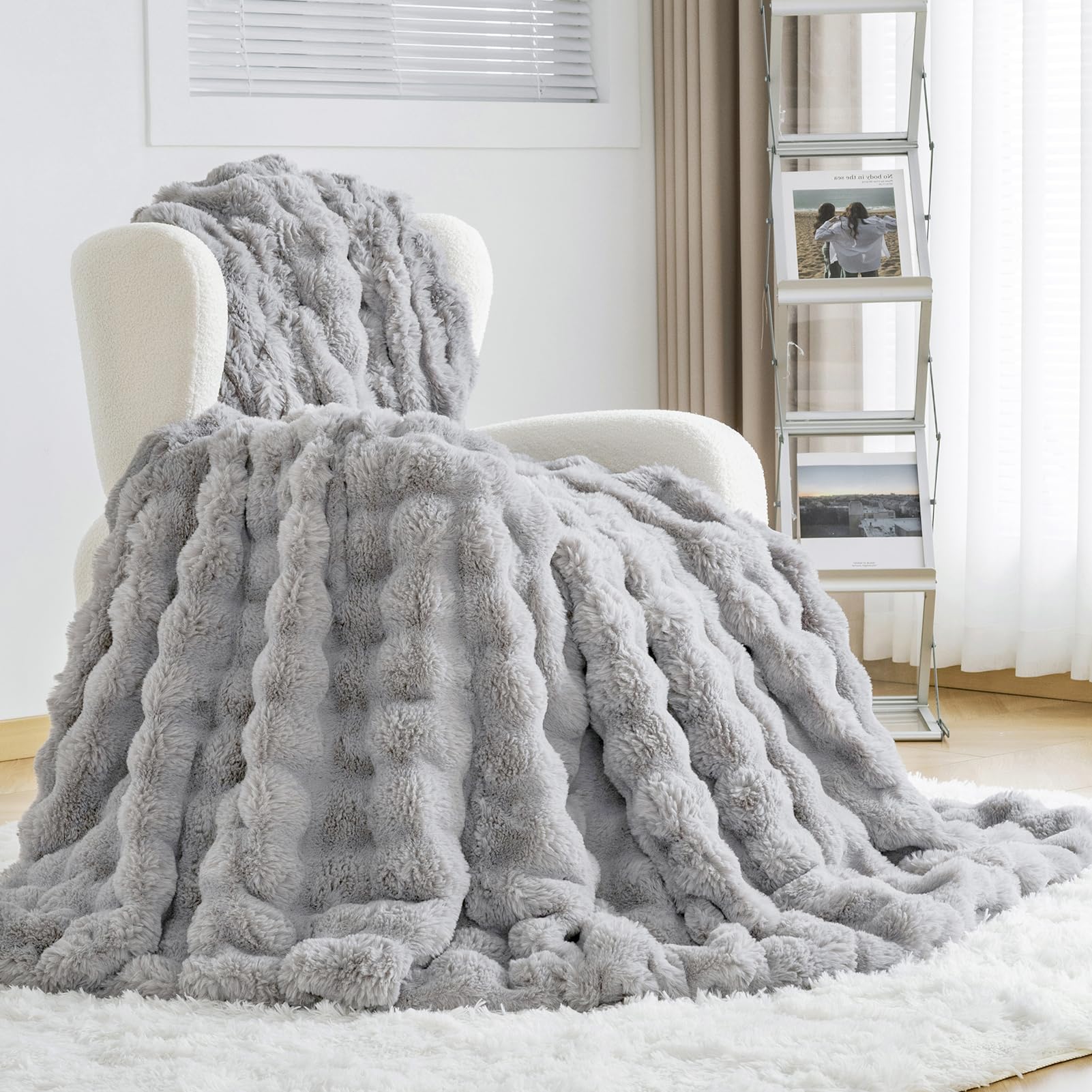 OMERAI Rabbit Faux Fur Blankets Plush Fluffy Blanket Bubble Throw Blanket — image 1