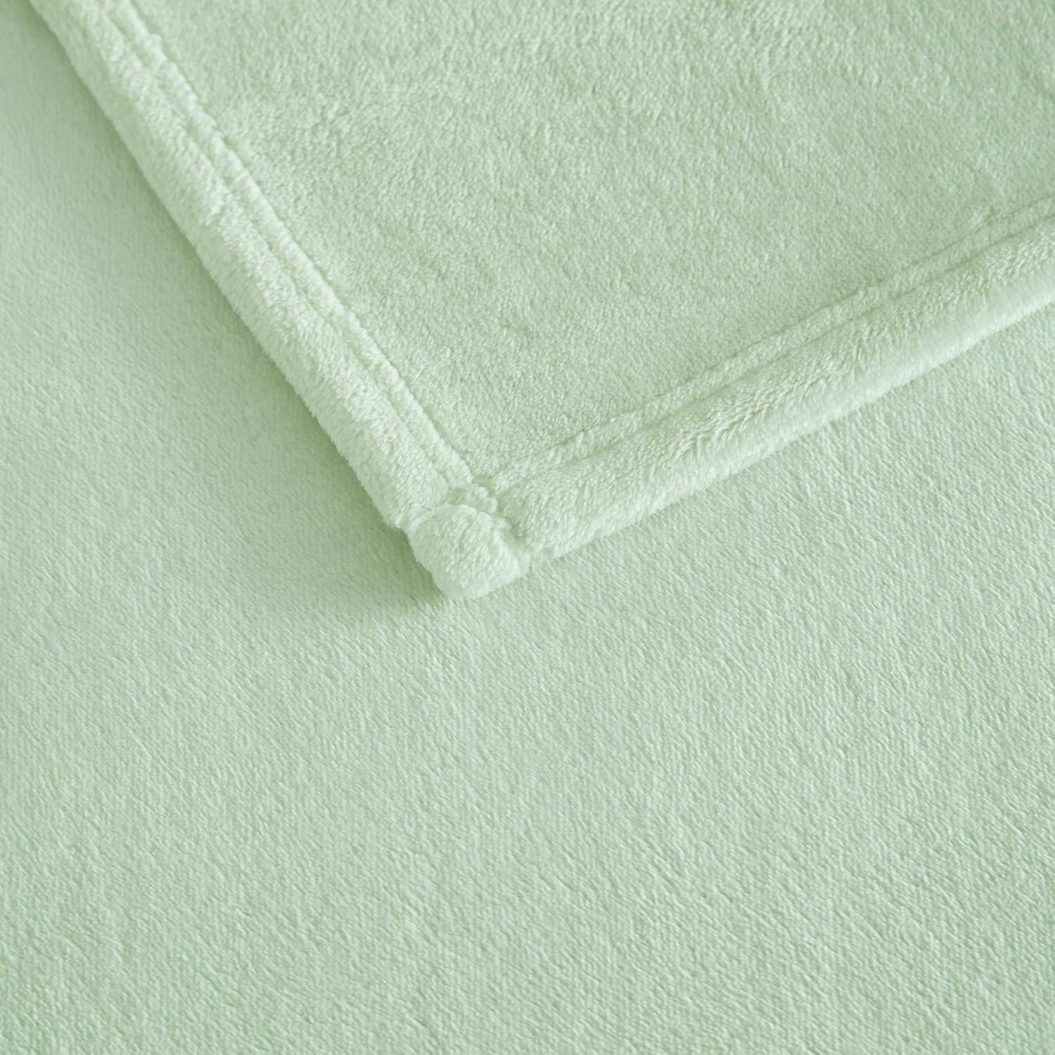 Martha Stewart - Queen Size Blanket, Ultra-Soft Plush Fleece Throw Blanket with Double-Needle Stitching, 350 GSM, Medium Weight Bedding for Bed or Couch (Bedford Solid Green) - Image 4