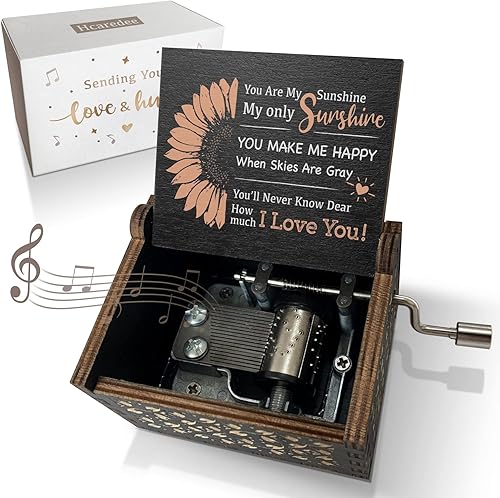 Vista 7 de No puedo evitar enamorarme de caja de música para amante, novia, novio, esposa, marido. Caja musical grabada a mano con manivela de madera. Regalos