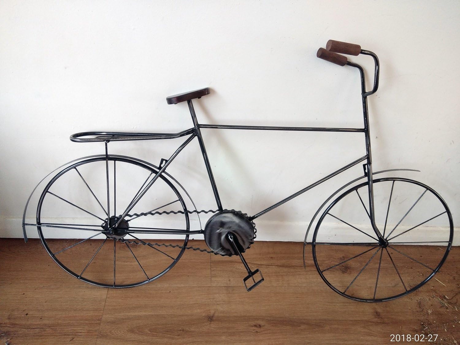 F&G Supplies Fantastic large (1m long) metal gents retro bicycle metal wall or garden art - great statement piece!