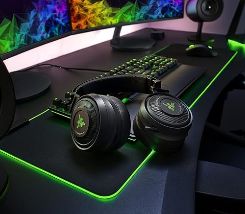Vista 8 de Razer Goliathus Extended Chroma Gaming Mousepad: iluminación Chroma RGB personalizable - Material de tela suave - Control y velocidad equilibrados