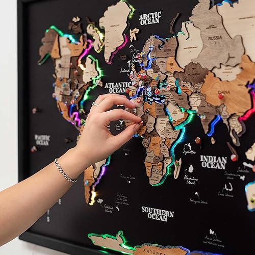 Miniatura 8 de ENJOY THE WOOD Mapa del mundo de madera a bordo con retroiluminación LED 2.0 - Mapas del mundo hechos a mano para pared con marco - Mapa de viaje