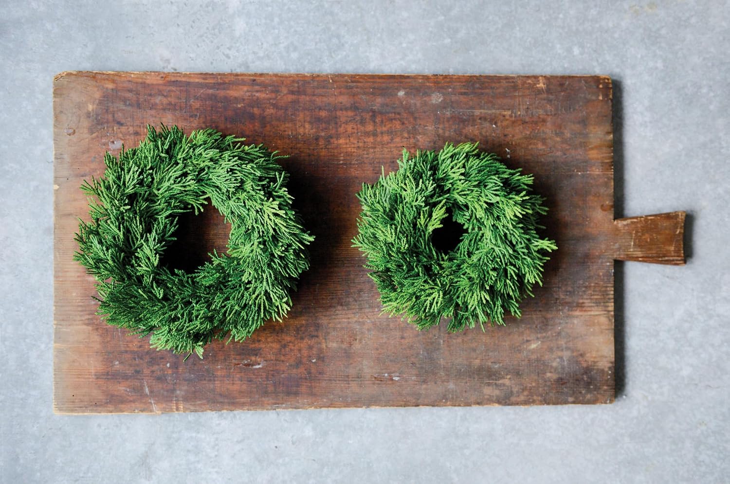 Creative Co-Op 10 Inch Artificial Cedar Wreath, Green