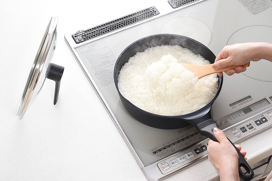 ベルフィーナ　ダイヤモンドエンボスパンプラス20、24㎝深型 Amazon | ベルフィーナプレミアム ダイヤモンドエンボスパン