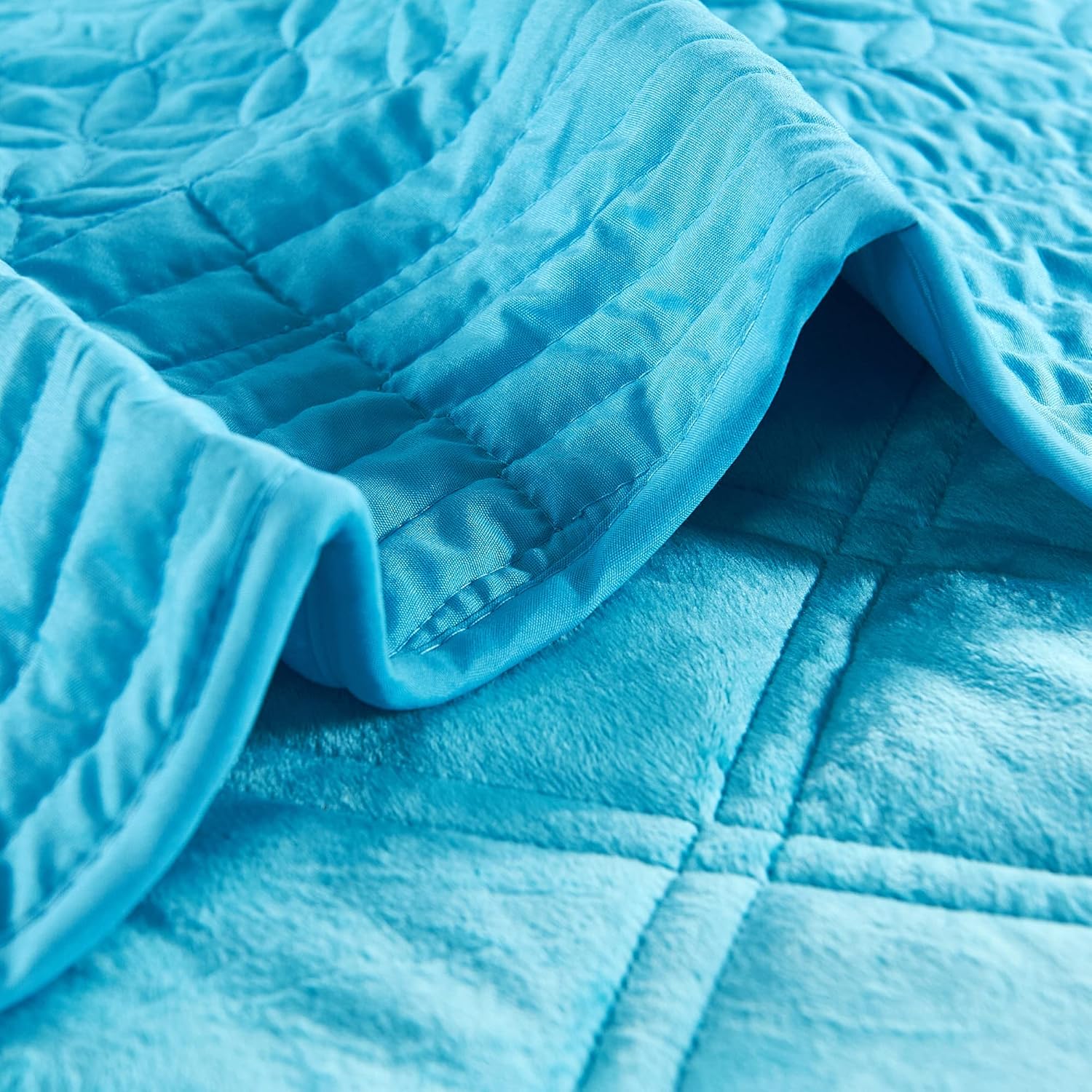Home Soft Things Super Soft Microplush 4 Piece Bedspread Set Oversize King 120" x 120", Scuba Blue Diamond Plaid Scallop Edged Warm Cozy Plush Quilt Comforter Bedding Set with 2 Shams 1 Pillow