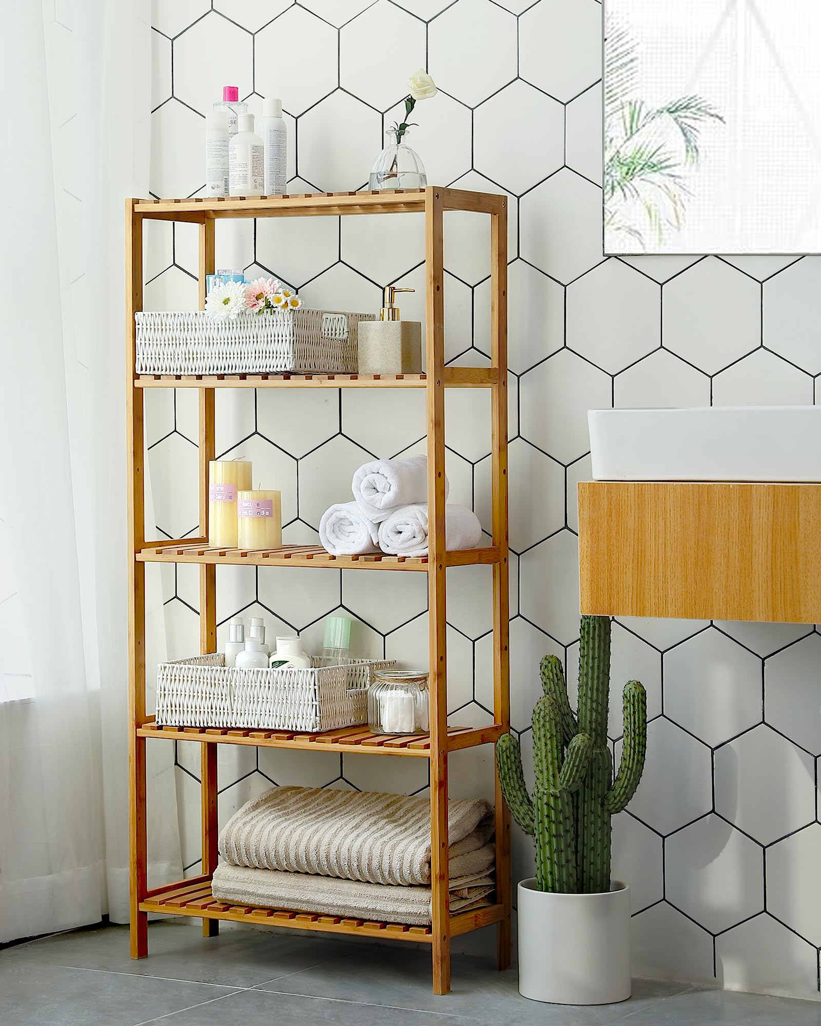 SONGMICS Étagère de Rangement, Meuble à Chaussures à 5 Niveaux, Support pour Plantes, Multifonction, pour Entrée, Salle de Bain, Balcon, Cuisine, 26 x 60 x 130 cm, Naturel BCB35Y