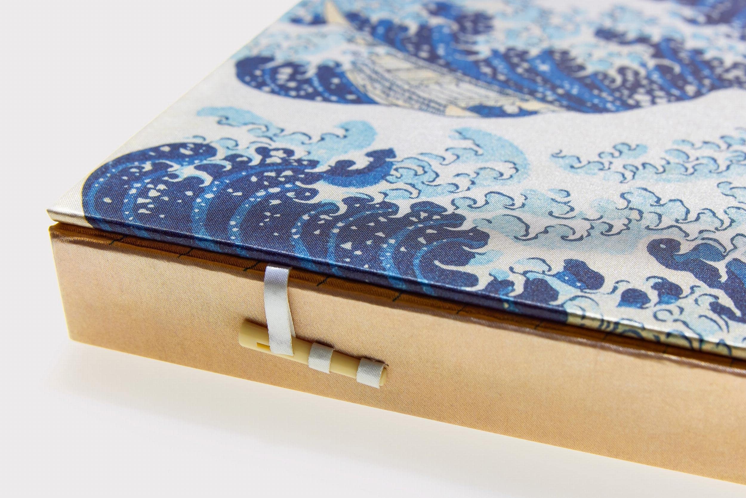 Hokusai: Thirty-six Views of Mount Fuji / Sechsunddreissig Ansichten Des Berges Fuji / Trente-six Vues Du Mont Fuji