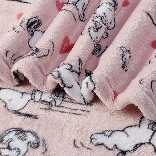 Miniatura 7 de Berkshire Blanket Peanuts VelvetLoft - Manta de felpa de Snoopy con bonitos personajes, poses de maní y corazones rubor, manta de 55 x 70 pulgadas