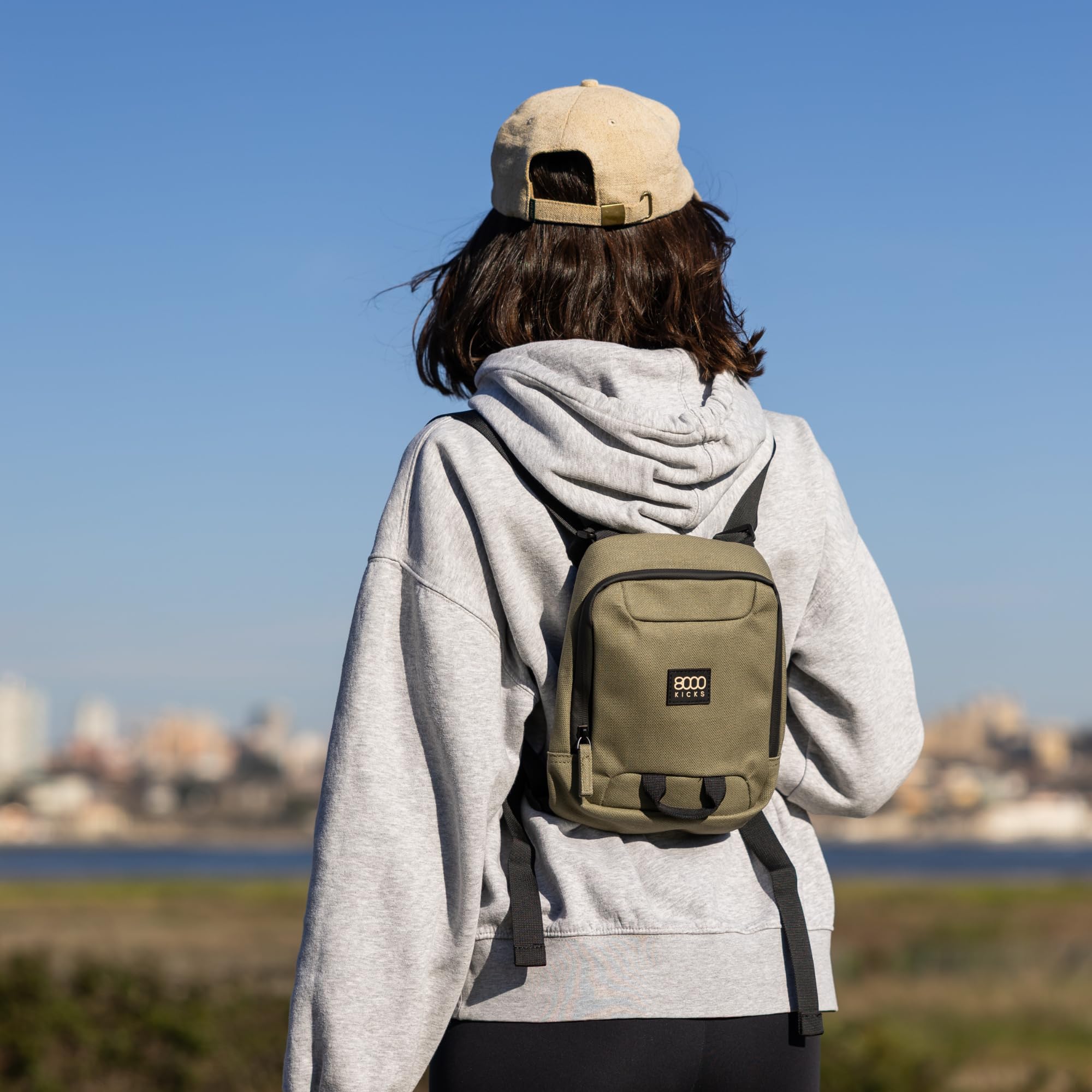 8000Kicks Shoulder/Front Bag