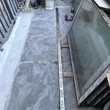 Dayanıklı Paslanmaz Çelik Hendek Tahliye Izgaraları - Araba Yolları ve Yürüyüş Yolları için 2 Paket Dış Mekan Drenaj Çözümleri - Verimli Su Akışı ve Ağır Hizmet Tasarımı