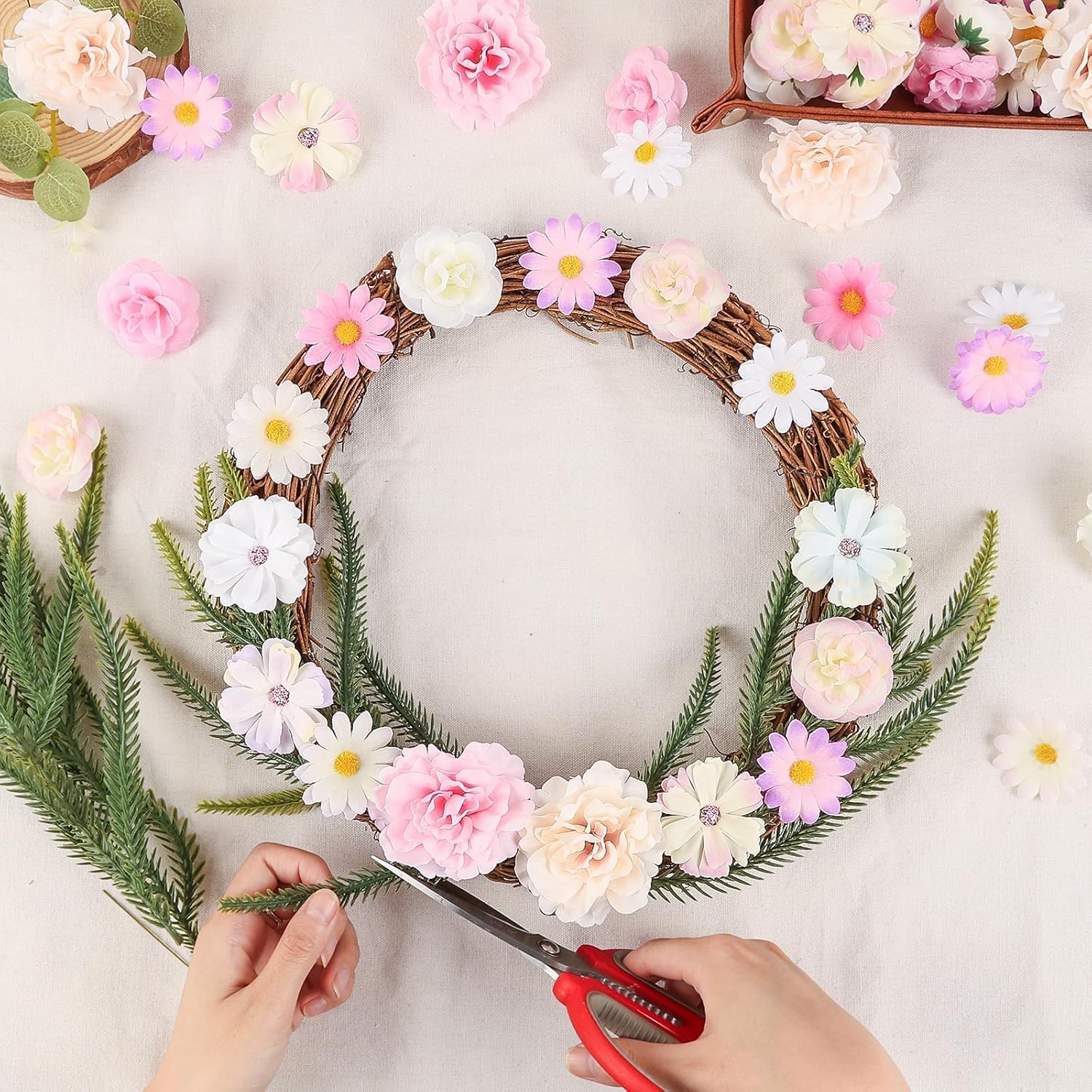 310Pcs Fake Flower Heads Mini Artificial Flower Bulk Silk Flowers for Decoration Small Faux Flower Heads Fabric Daisy Buds Floral for Crafts DIY Wedding Party Baby Shower Home Decor (Light Colors)