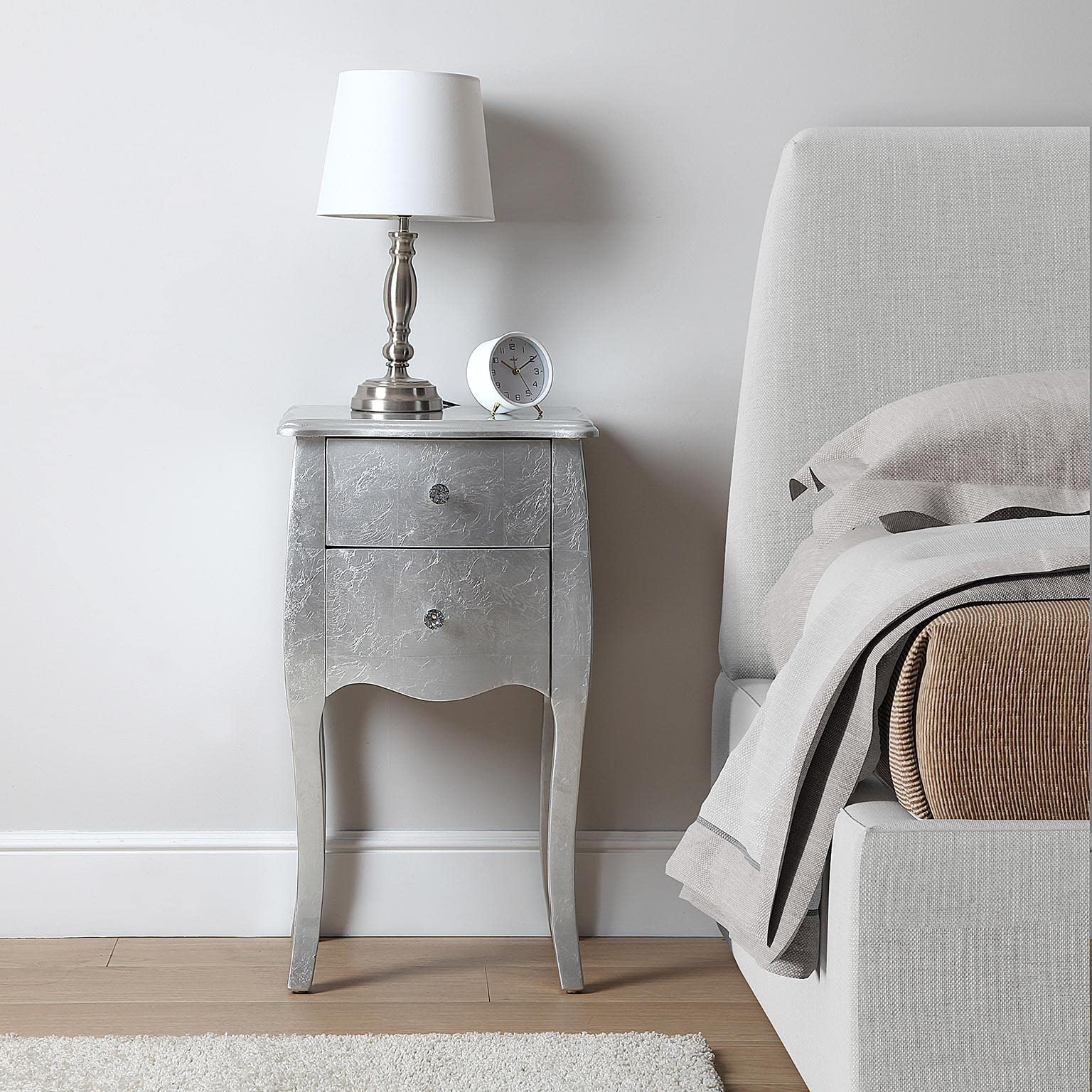 VERSA Cagliari Comodino Tavolino o ausiliario per la Camera da Letto o Il Soggiorno Cassettiera, con 2 cassetti, Misure (A x L x l) 71 x 35 x 40 cm, Legno, Colore Argento