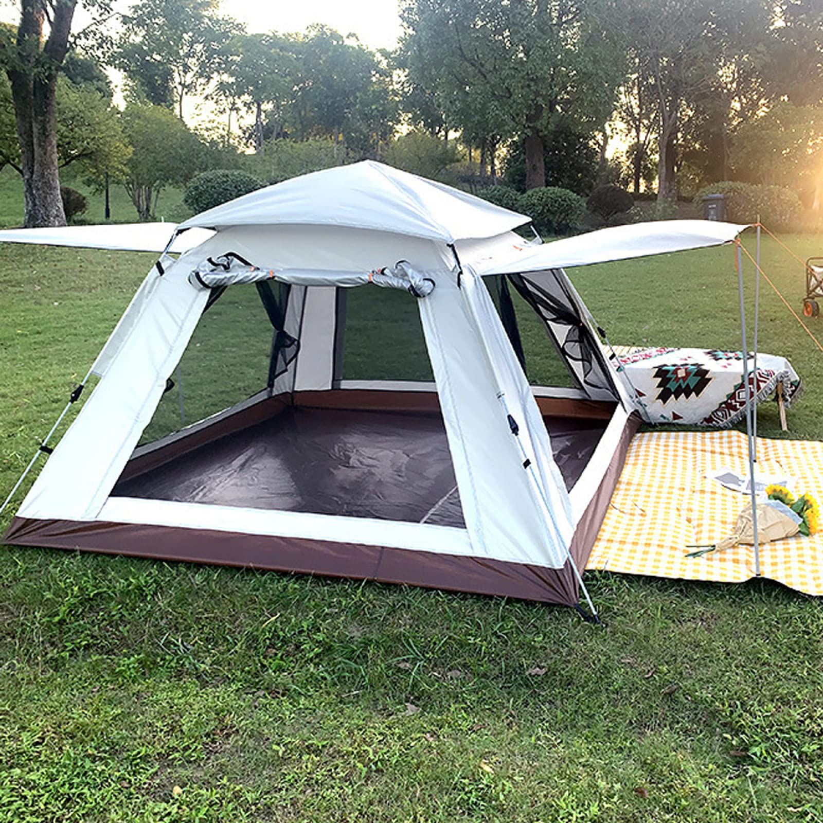 Amazon | テント 4 人用 両開きドアと 4 つの窓、キャンプ