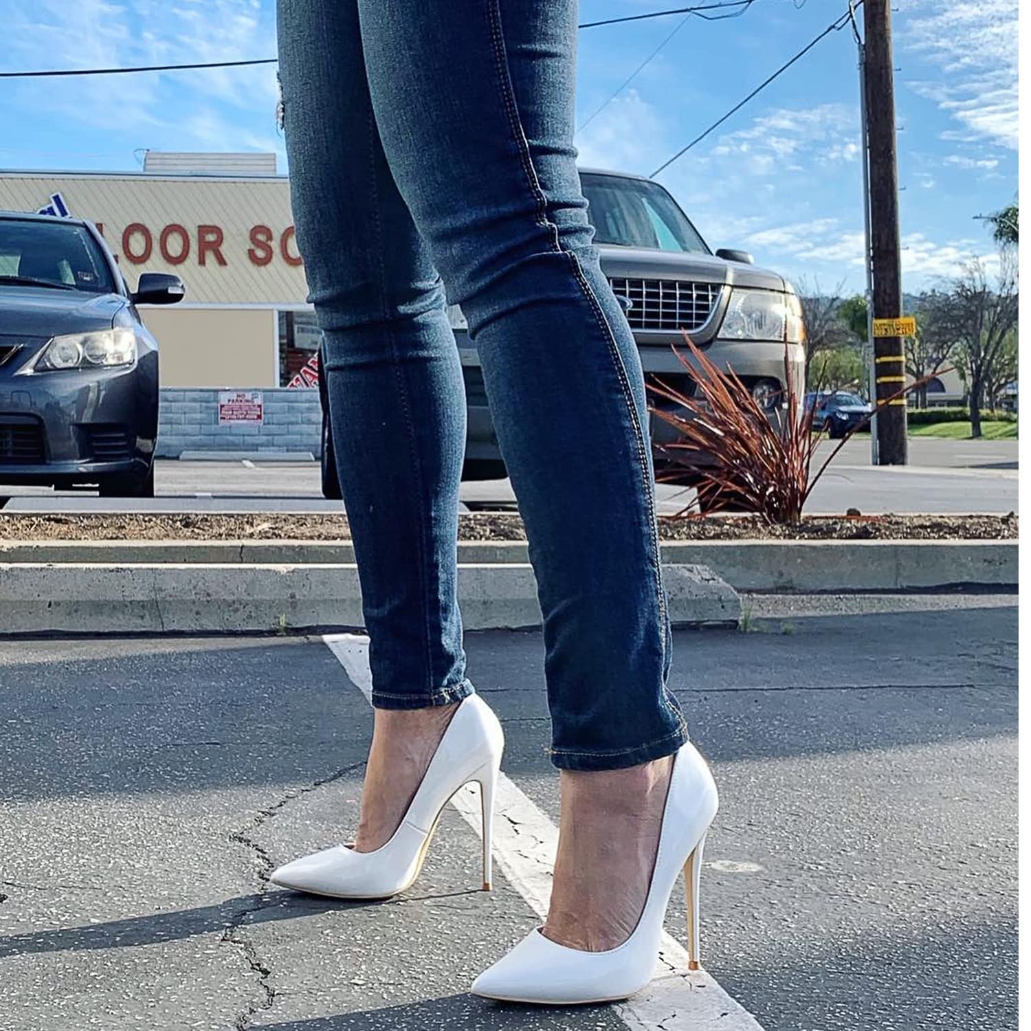 GENSHUO Women's 4.7 Inch Pumps Pointy Toe Stiletto Sexy High Heels Work Party Wedding Shoes: 8.5 White Patent