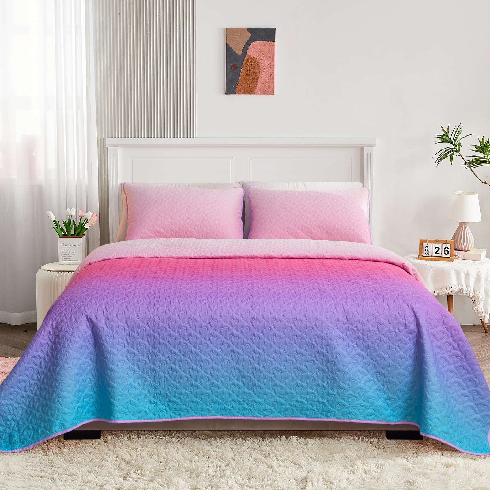 SUCHBED Pink Quilt Twin Size for Girls Cute Bedding Set Bedspreads Twin Size Heart-Shaped Quilted Bedspread Coverlet 2 Pieces Twin Quilt Set with Sham, Pink Purple Gradient