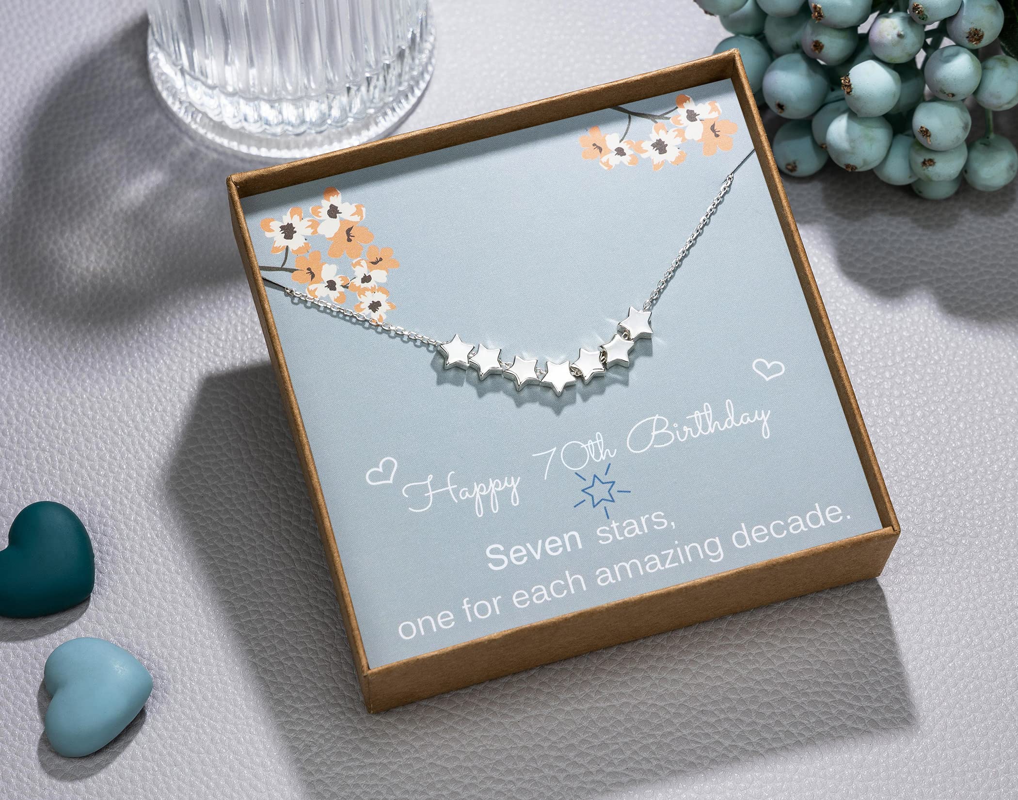 Regalos de 70 cumpleaños para mujer, collar de estrella de plata de ley, collar de siete estrellas delicadas, una estrella por cada increíble década, Plata esterlina, No es una piedra preciosa