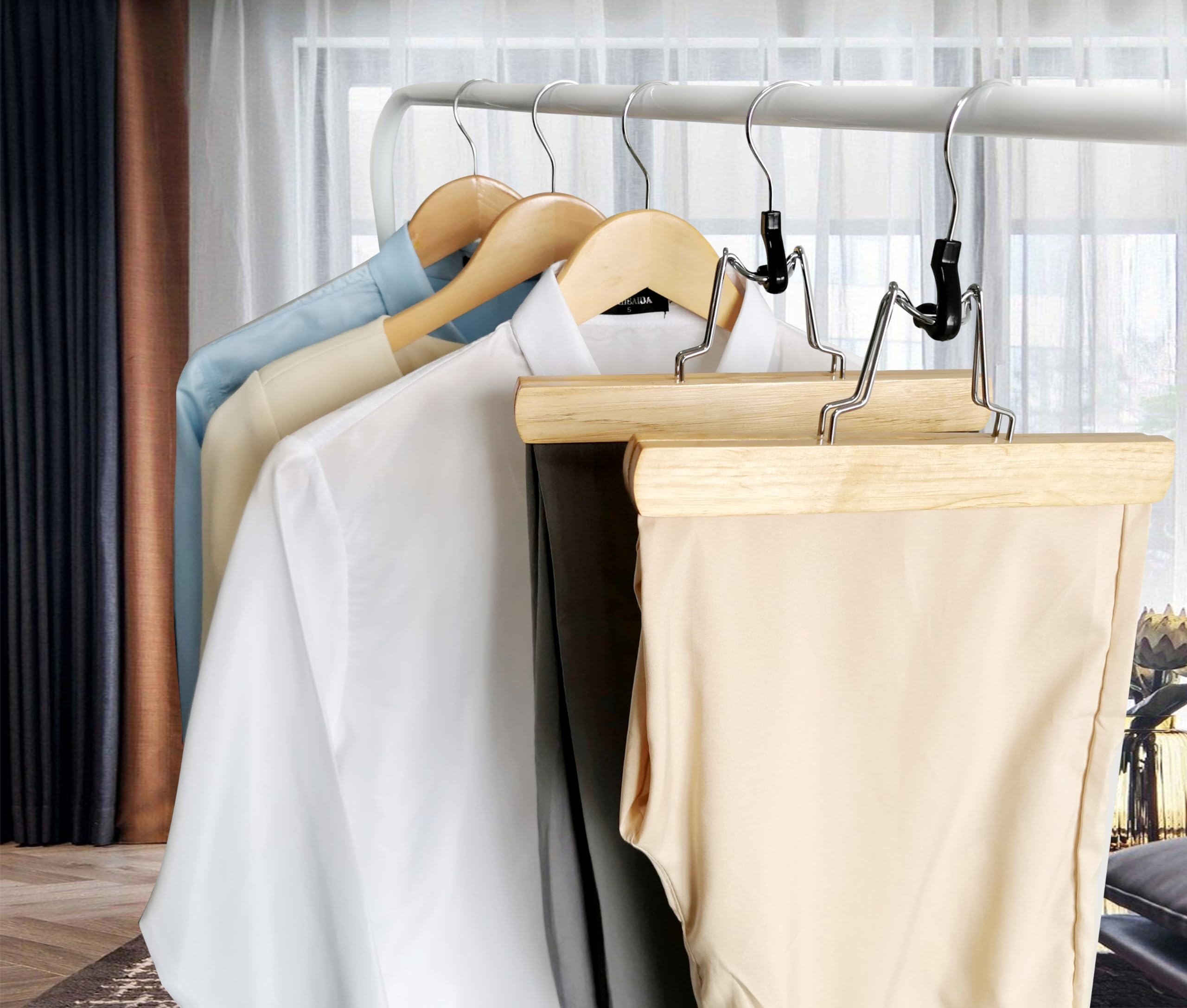 Richards Perchas de madera para pantalones, perchas de madera para faldas, paquete de 6, para pantalones cortos y ropa de vestir de mujer, antideslizantes, delgadas, ahorran espacio en el armario