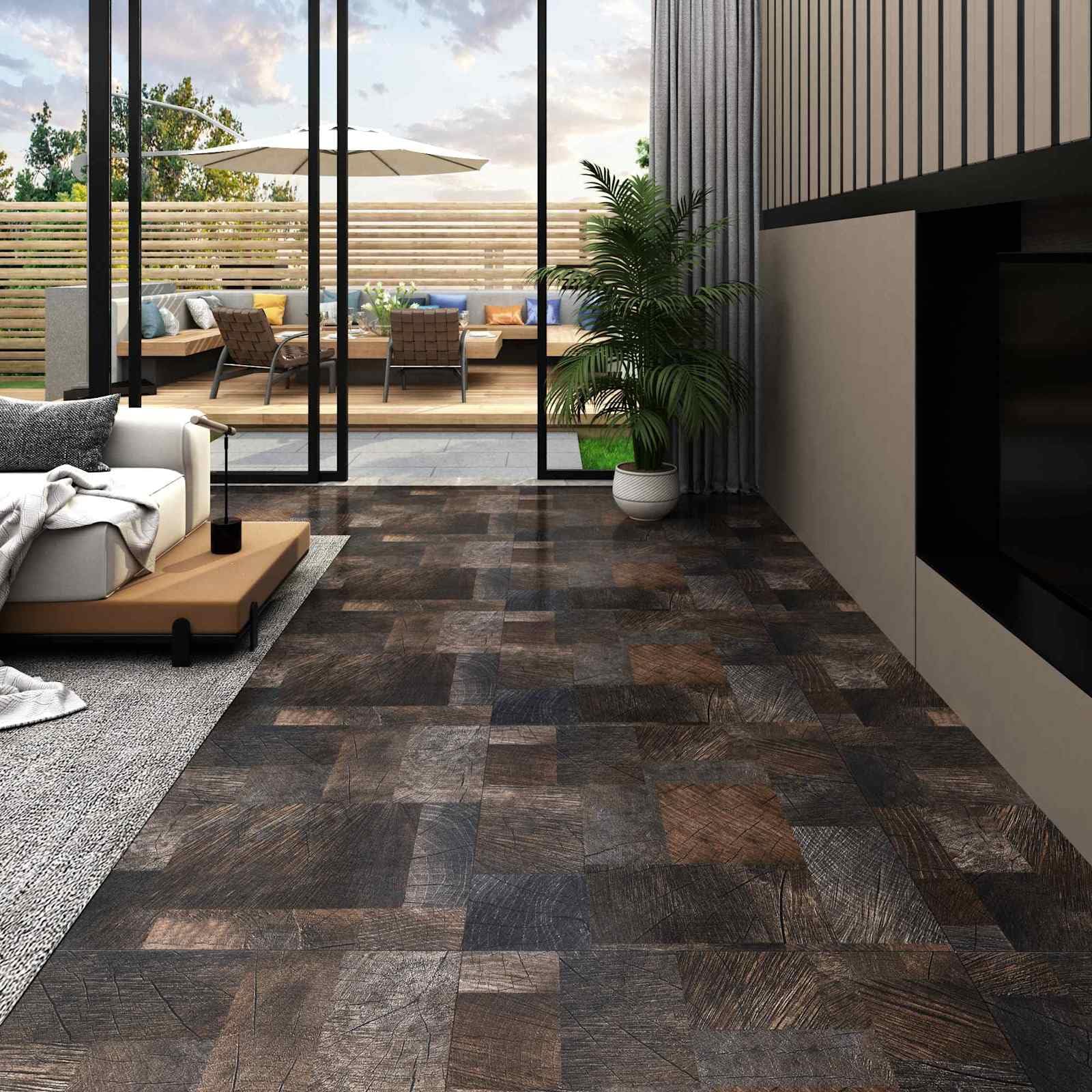 Deski podłogowe PCW o strukturze drewna brązowego, 55 sztuk, 5,11 m², samoprzylepne, kwadratowe 30,5 x 30,5 cm, idealne do salonu, kuchni, łazienki, łatwy remont i izolacja akustyczna