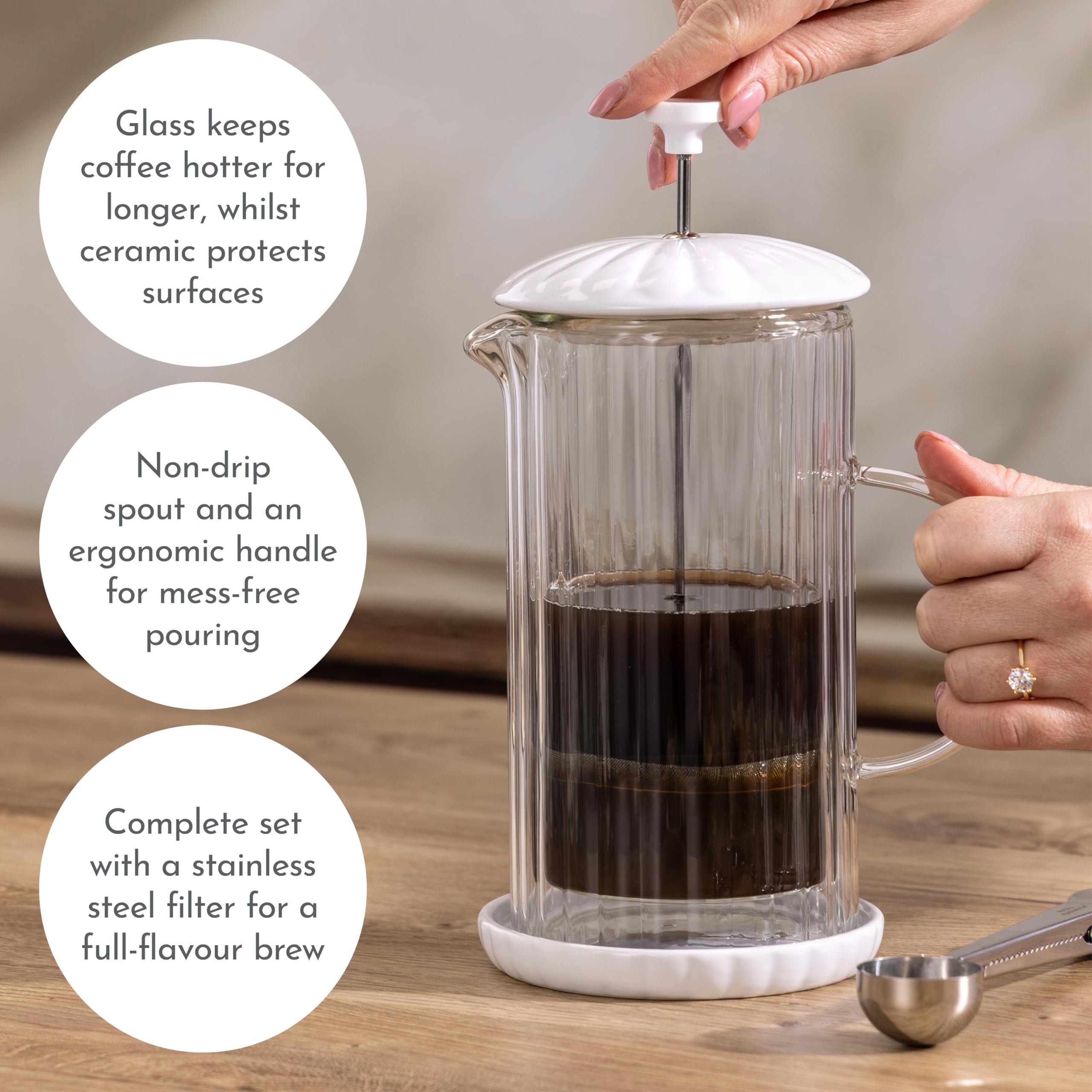 Price & Kensington LUXE French Press - Cafetera (1 L, cristal y acero inoxidable, para 1 o 2 tazas, filtro de malla fina sin papel, apta para lavavajillas), color blanco
