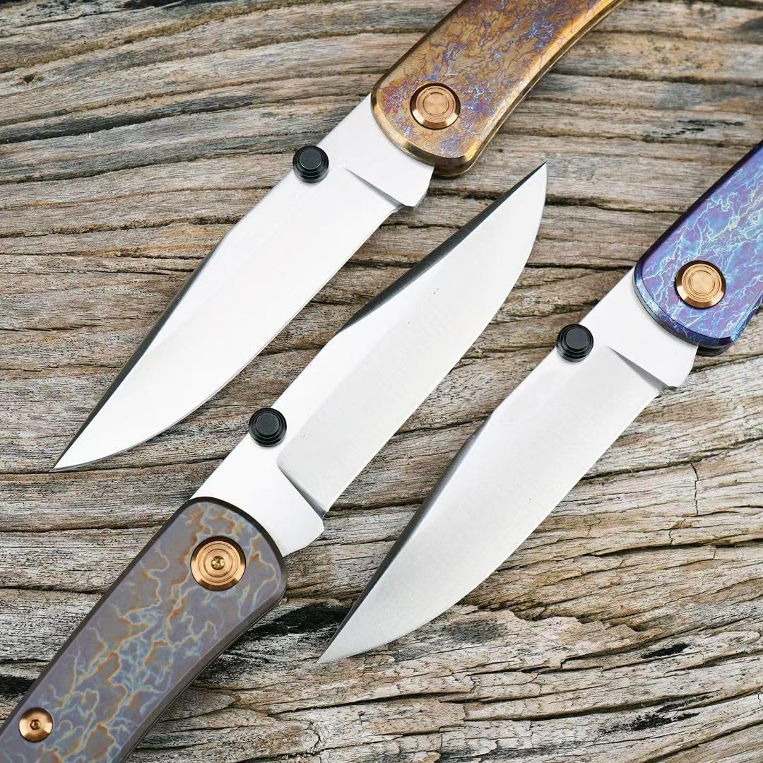 Klappmesser: Klinge aus S45VN, Griff aus Titan, Gesamtlänge 21,5 cm, Härtegrad 58 HRC, geeignet für Camping und Outdoor-Aktivitäten (D)