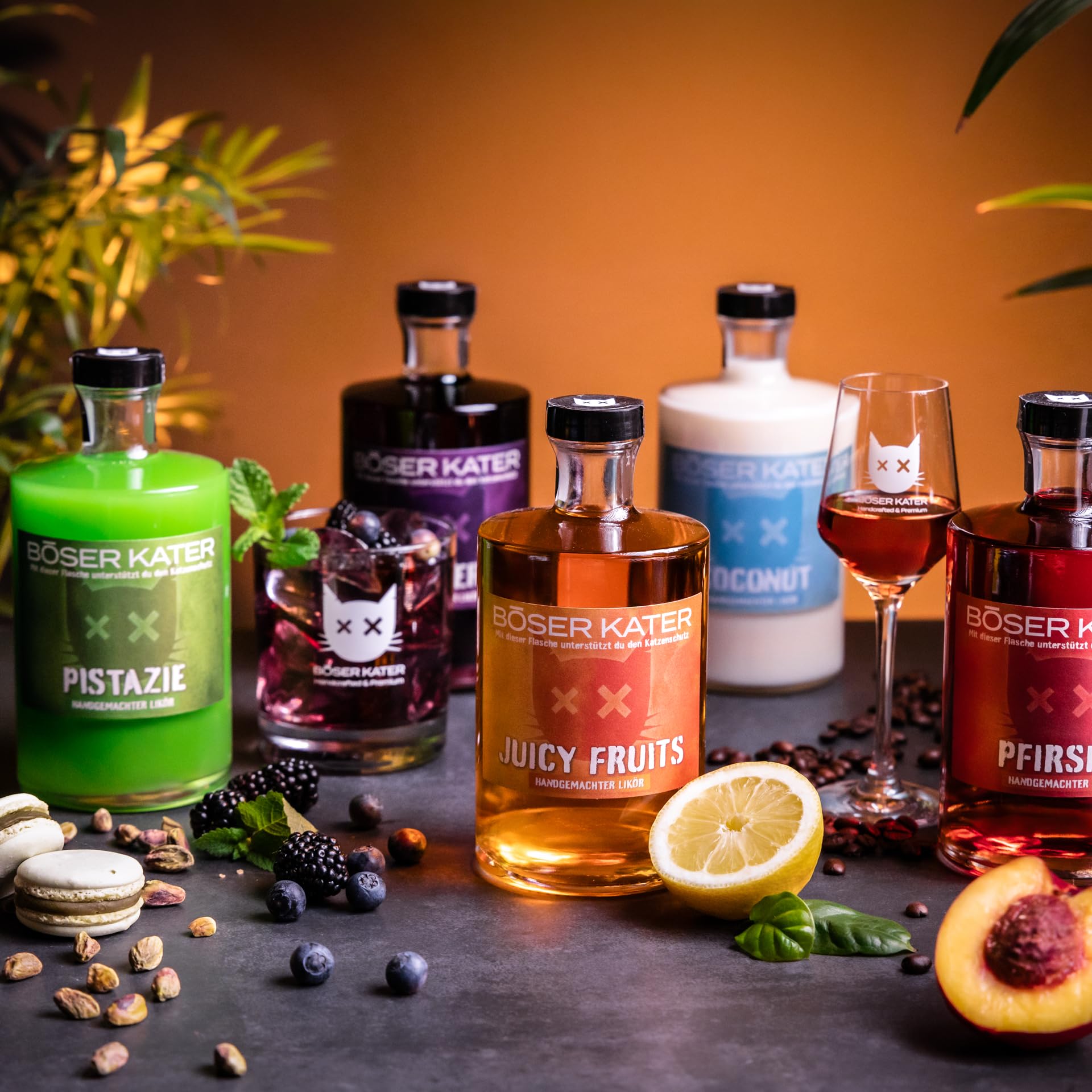 BÖSER KATER Caramel Toffee Likör Geschenkset mit 2 Gläsern | Süßlicher milder Karamelllikör | Für den puren Genuss & für spannende Cocktails | Perfekte Geschenkidee | Vegan & Handgemacht 0,5l 20% Vol.