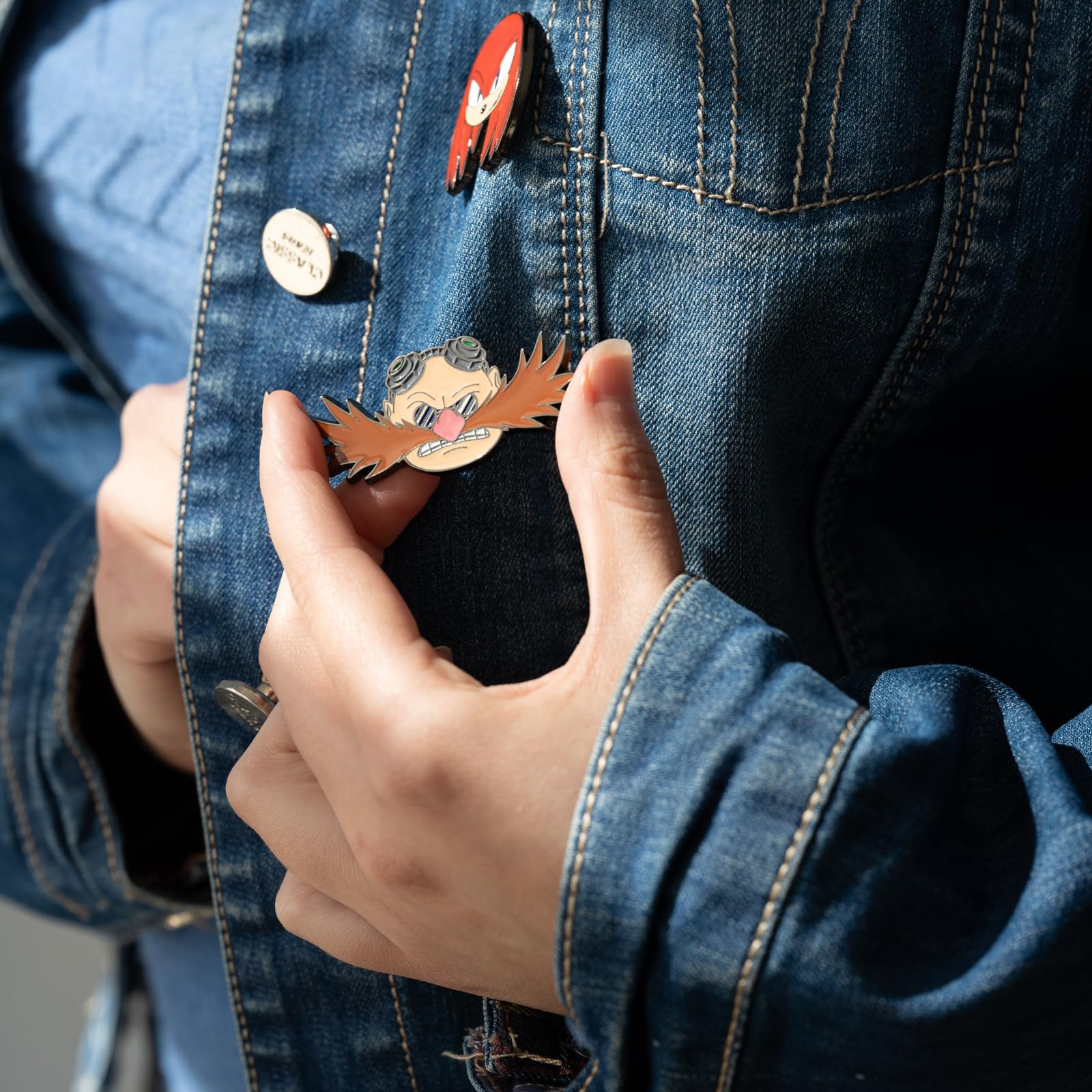 Grupo Erik Set Of 4 Pins - Sonic The Hedgehog, Knuckles the Echidna, Tails Miles Prower, Doctor Eggman | Enamel Pins, Cute Pin Badges | Sonic The Hedgehog Gifts