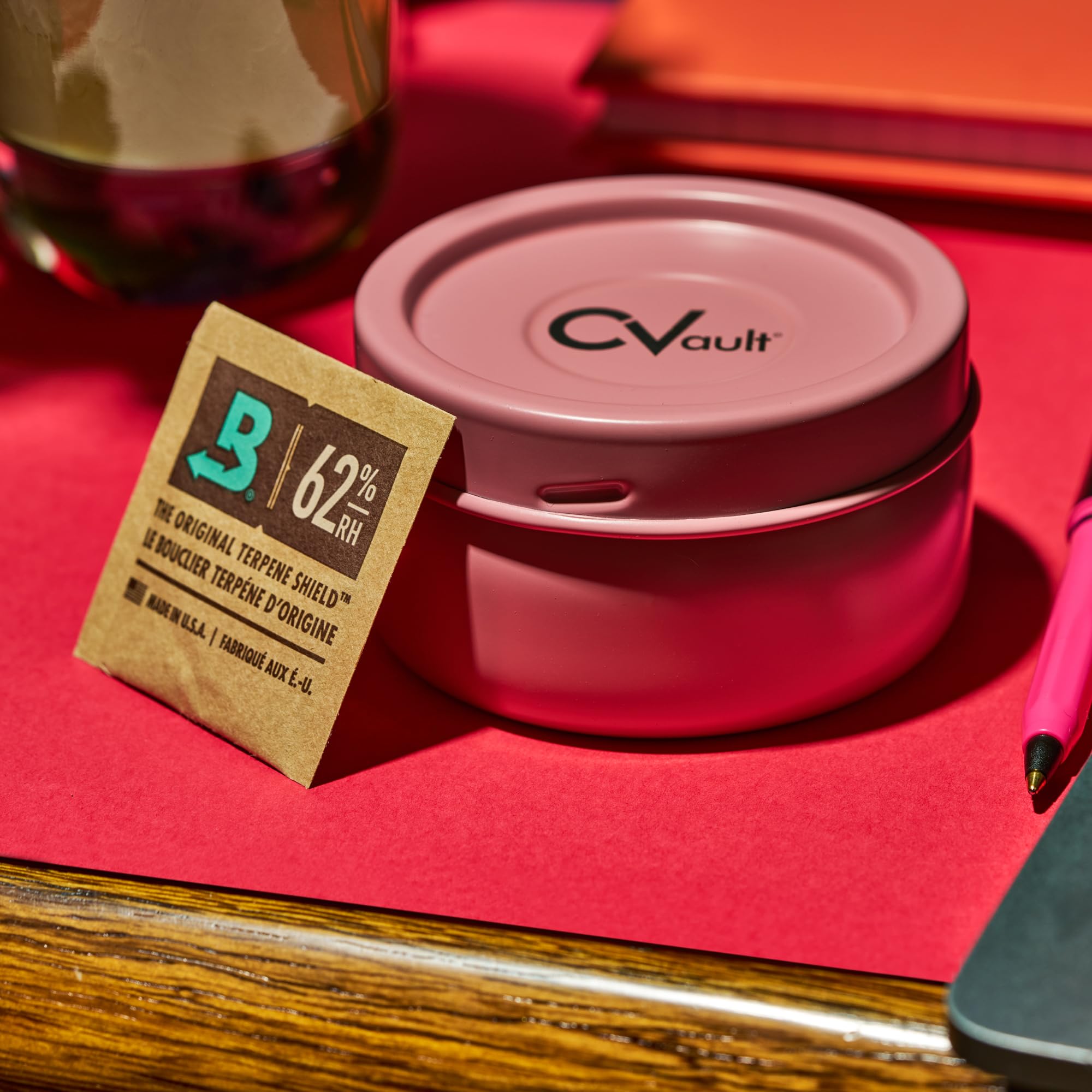 CVAULT By Boveda | Contenedor De 1/2 Libras | A Prueba De Olores, Herméticos Y Resistentes A La Luz, Acero Inoxidable De Grado Alimenticio, Incluye 62% Boveda RH