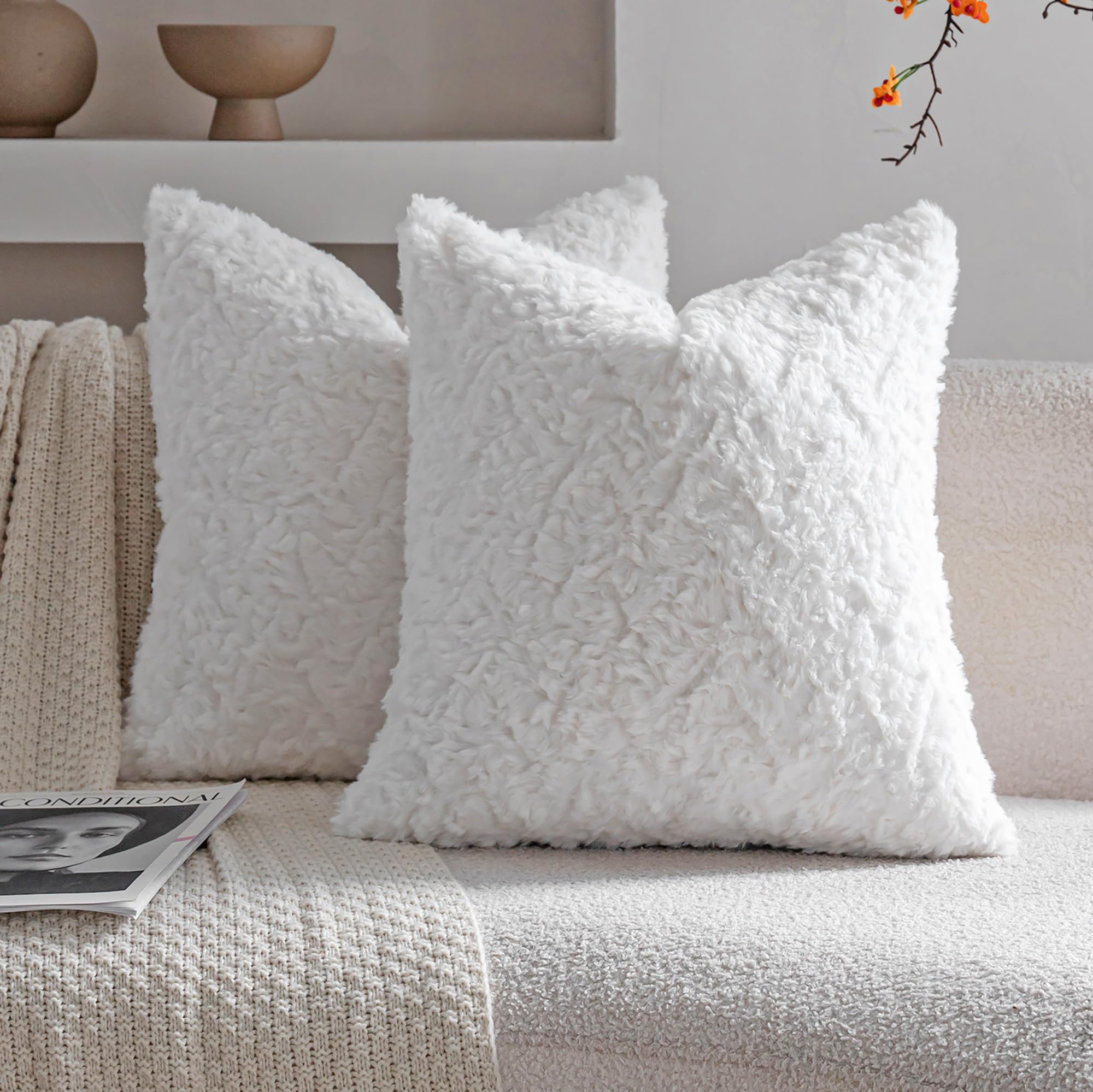 Neelvin 2er Set Kissenbezug Kunstpelz Pelz Plüsch Dekorative Kissenbezüge Sofakissen Kuschelig weich Couchkissen Dekokissen für Couch Sofa Wohnzimmer Schlafzimmer Creme Weiß 45 x45 cm