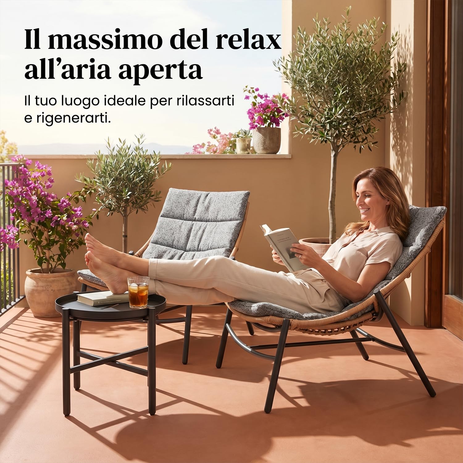 Marvin Set da Giardino 2 Posti in Polyrattan con Cuscini e Tavolino Spa, Salottino da Esterno Moderno per Terrazzo Balcone Veranda Patio, Set Relax Outdoor Resistente alle Intemperie