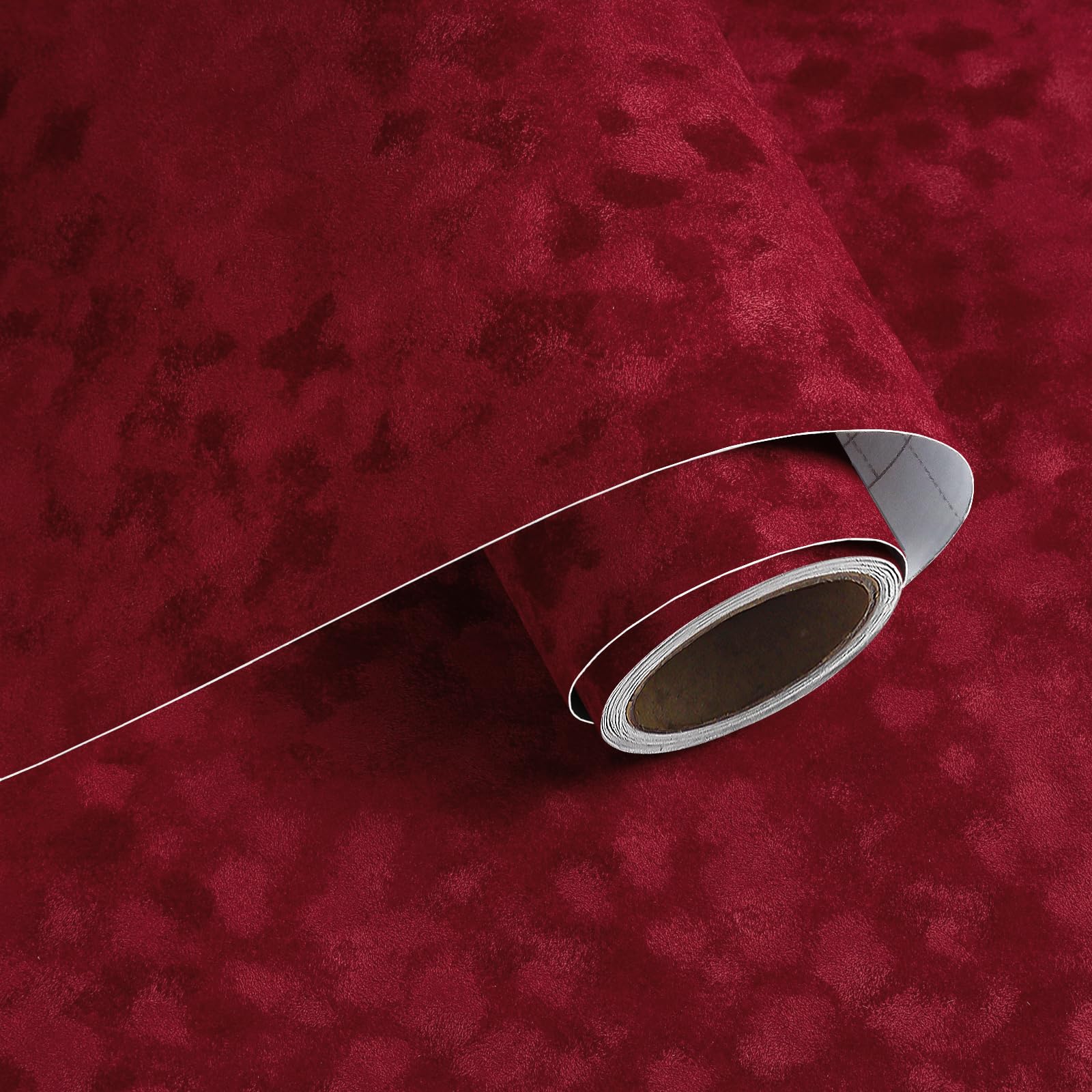 Papier peint velours rouge pour relooker une commode de chambre et boîte à bijoux