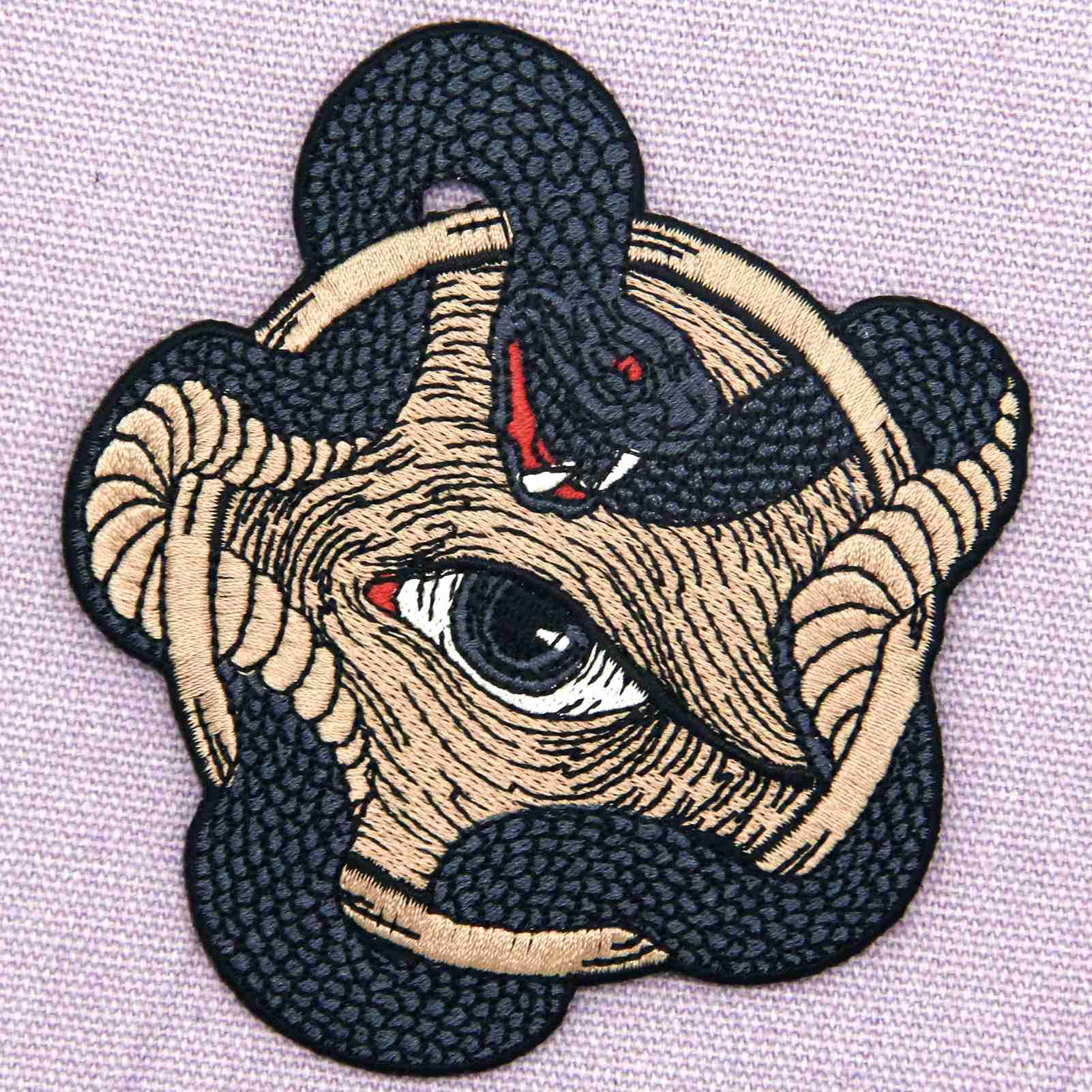 Patch Brodé En Forme De Oeil Qui Voit Tout, Serpent Boa, à Coudre