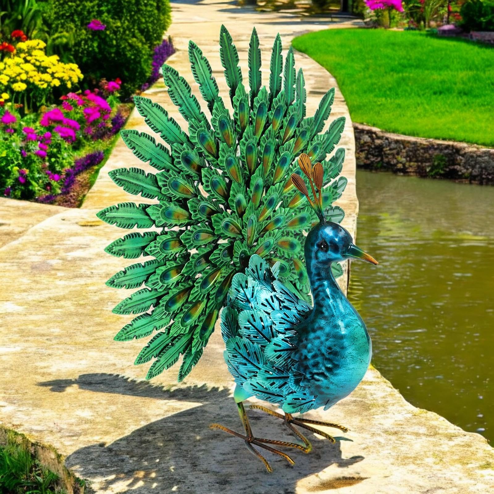 Large Metal Garden Bird Statue – Handcrafted Weather-Resistant Rooster, Hen & Peacock Ornaments | Farmhouse Outdoor Décor for Garden, Patio & Lawn (Peacock)